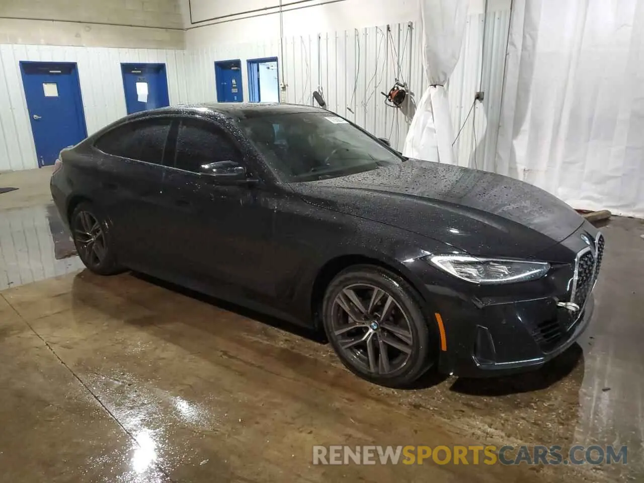4 fotografías del automóvil dañado WBA63AV08NFM16380 BMW 4 SERIES 2022