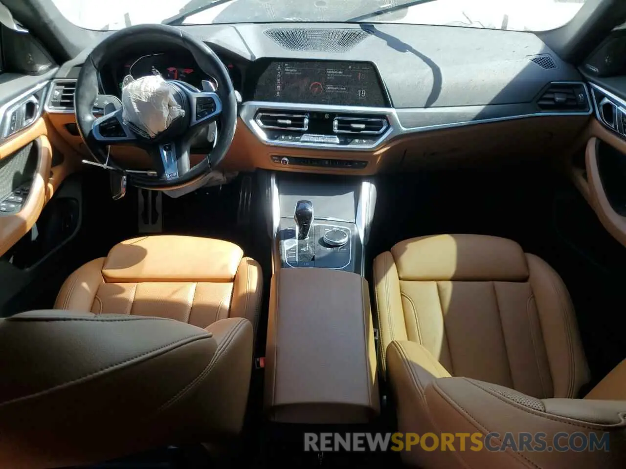 8 fotografías del automóvil dañado WBA63AV09NFM36850 BMW 4 SERIES 2022