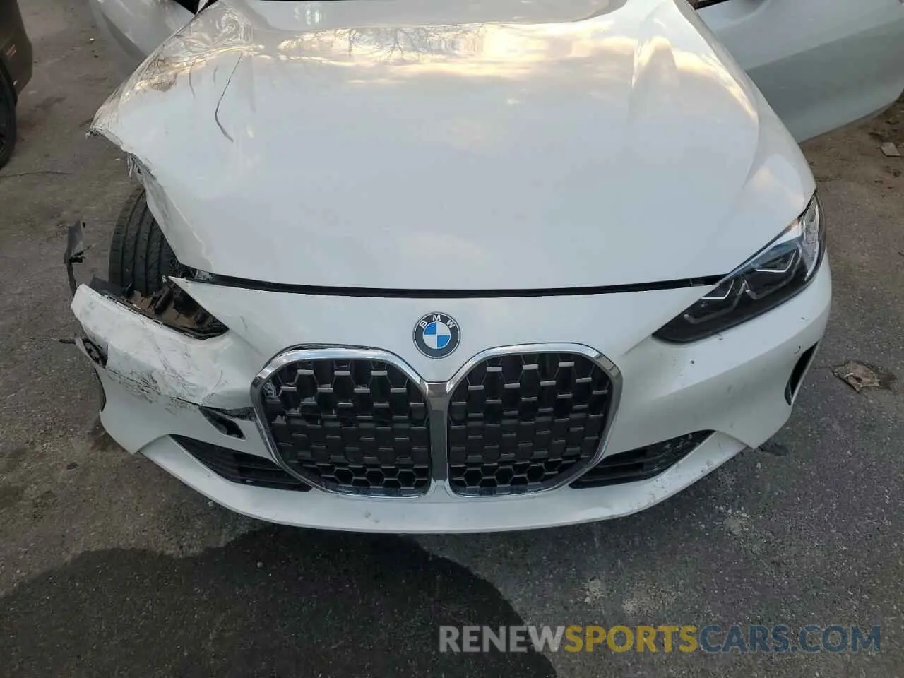 11 fotografías del automóvil dañado WBA73AP05NCJ20767 BMW 4 SERIES 2022