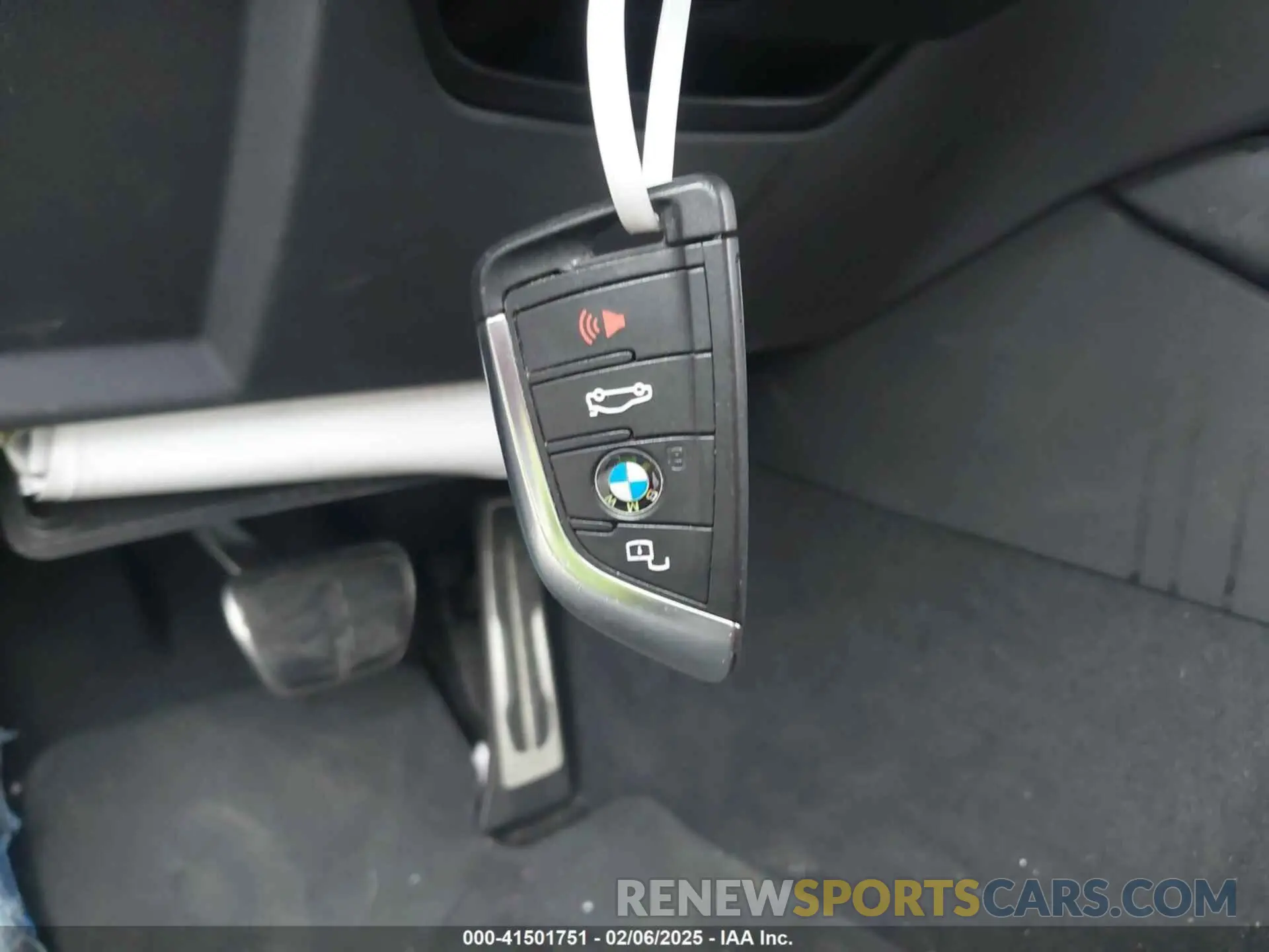 11 fotografías del automóvil dañado WBA23AT03RCP22962 BMW 4 SERIES 2024