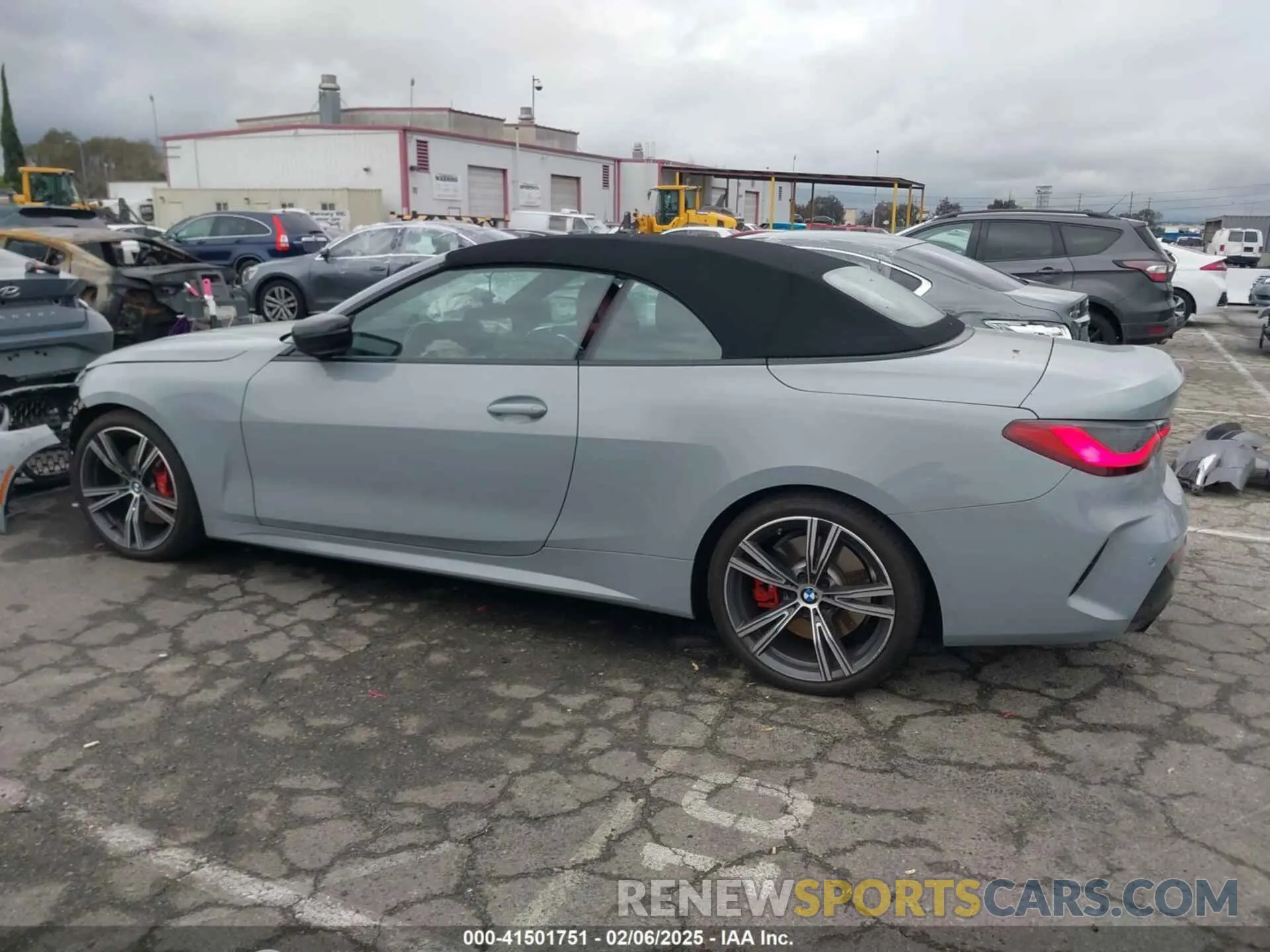 15 fotografías del automóvil dañado WBA23AT03RCP22962 BMW 4 SERIES 2024