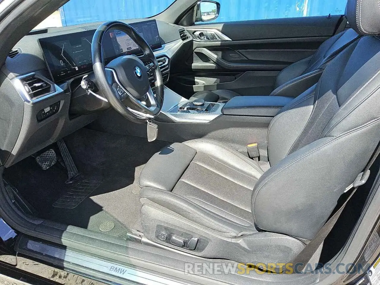 7 fotografías del automóvil dañado WBA23AT04RCR69424 BMW 4 SERIES 2024