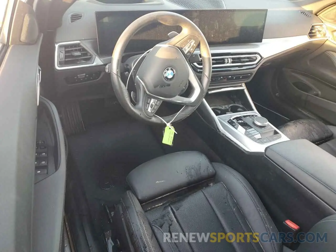 8 fotografías del automóvil dañado WBA43AT08RCR75672 BMW 4 SERIES 2024