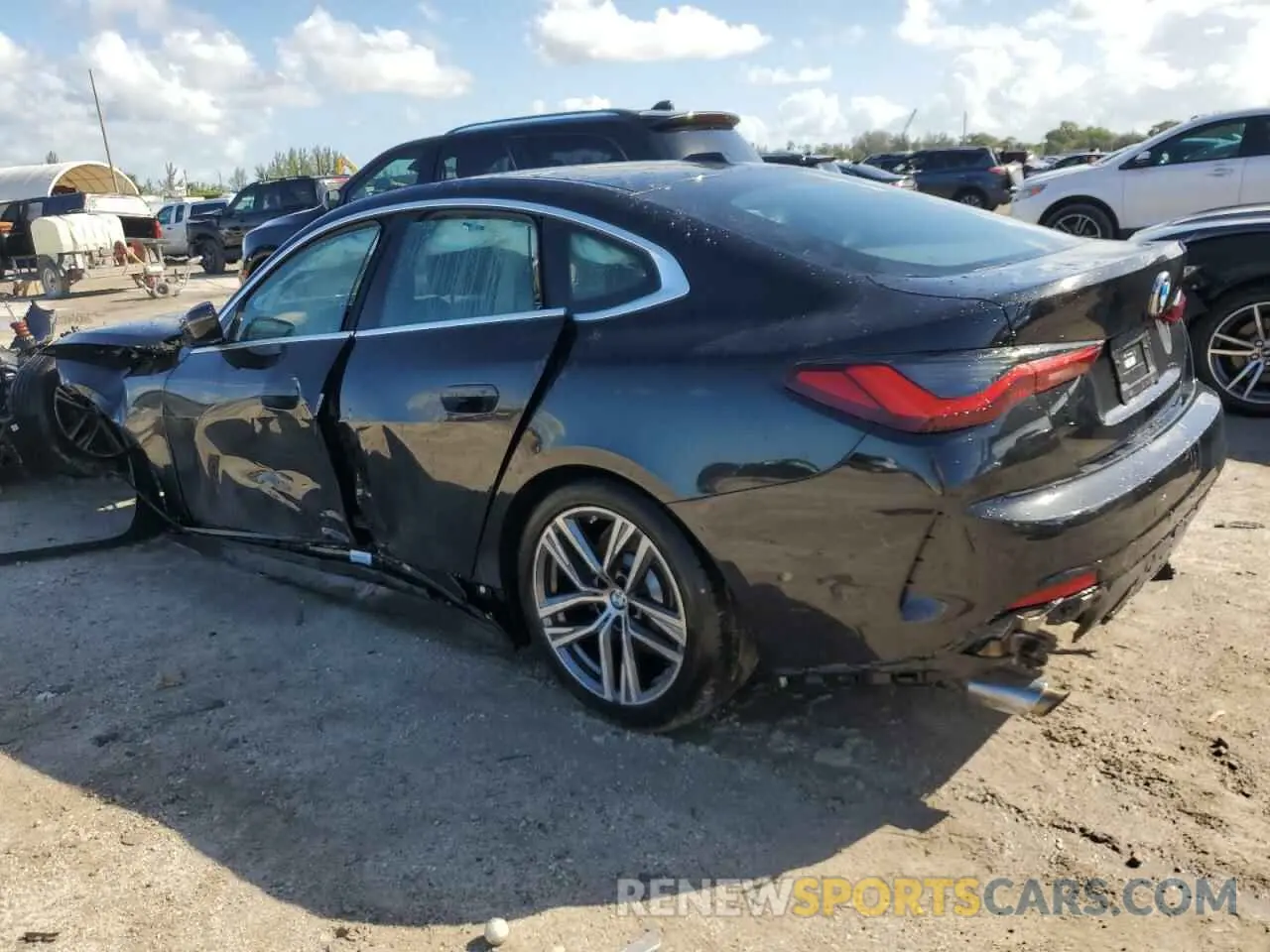 2 fotografías del automóvil dañado WBA63AV00RFS90506 BMW 4 SERIES 2024