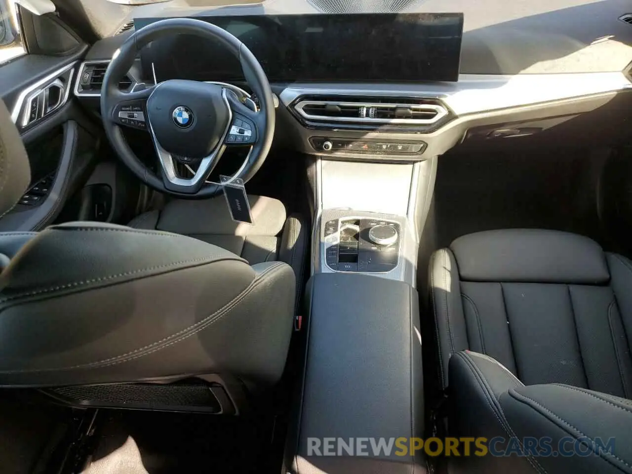 8 fotografías del automóvil dañado WBA63AV00RFS90506 BMW 4 SERIES 2024