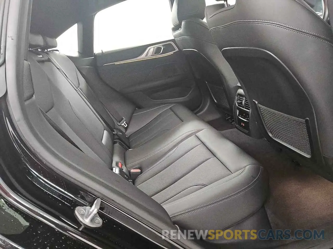 10 fotografías del automóvil dañado WBA63AV08RFS57320 BMW 4 SERIES 2024
