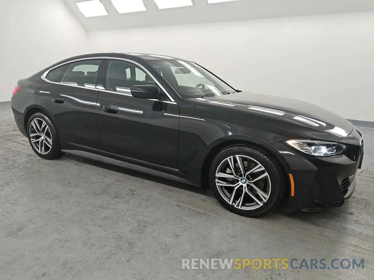 4 fotografías del automóvil dañado WBA63AV08RFS57320 BMW 4 SERIES 2024