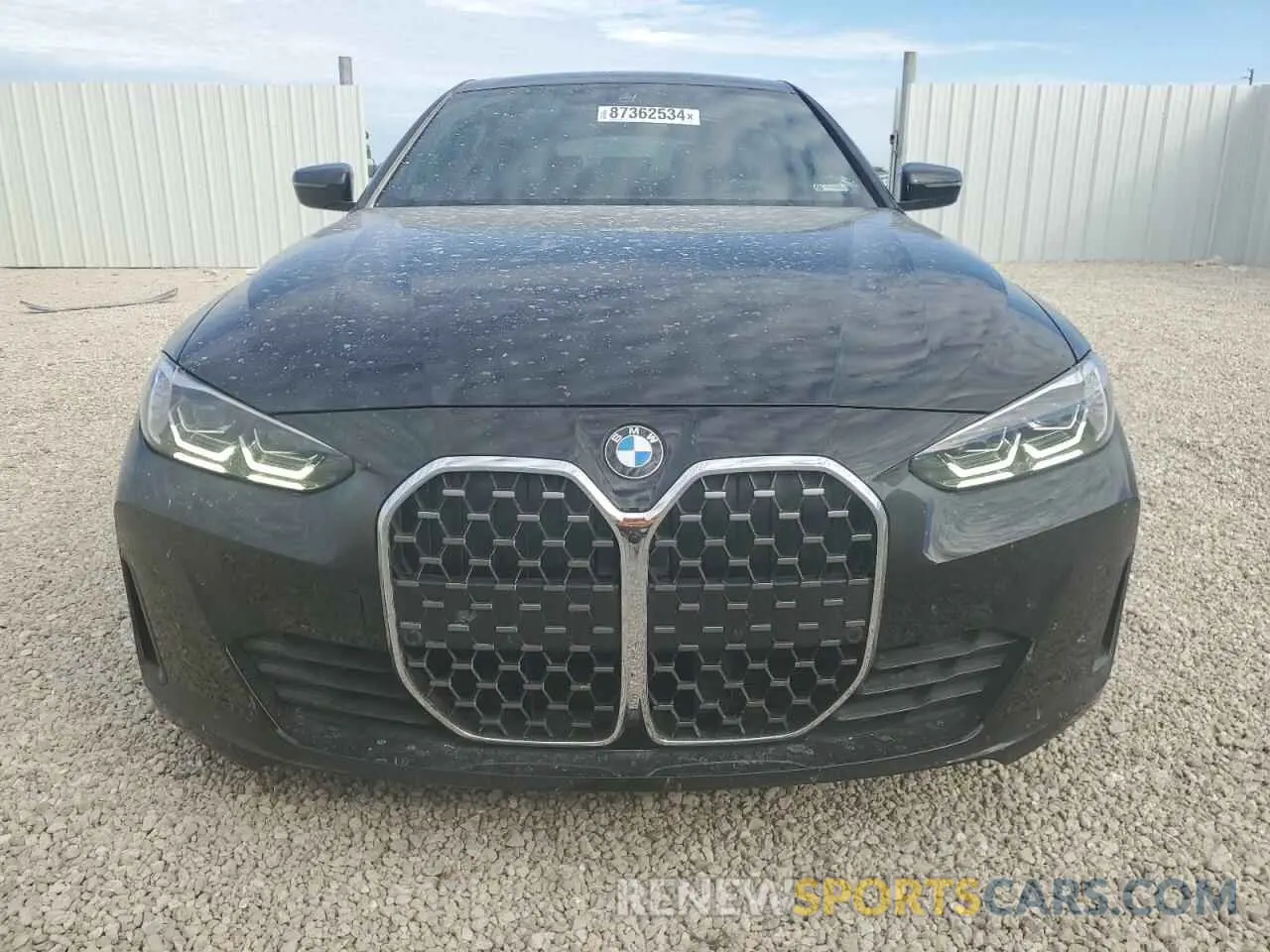 5 fotografías del automóvil dañado WBA73AV00RFT44343 BMW 4 SERIES 2024