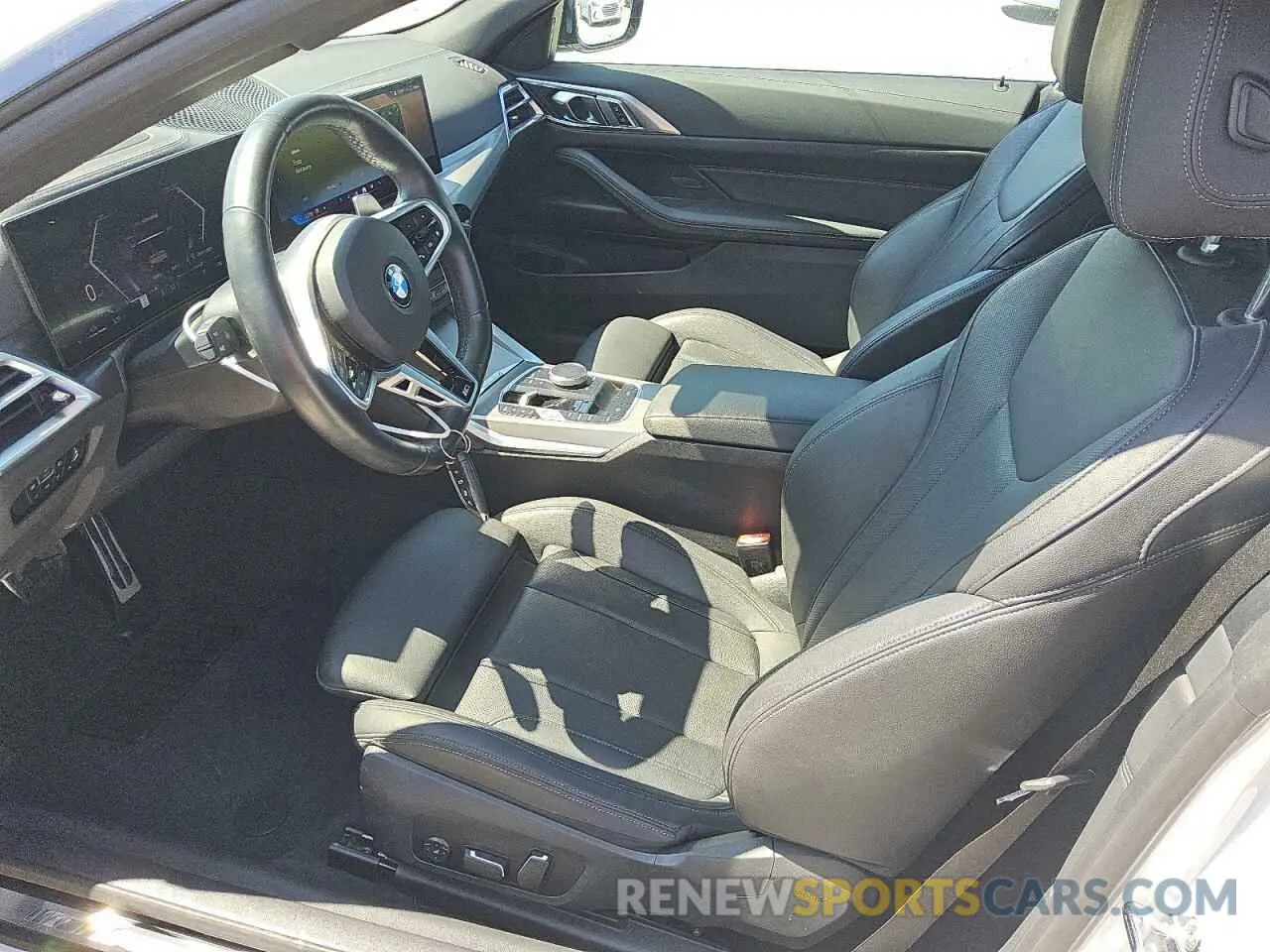 7 fotografías del automóvil dañado WBA33DB00SCT72025 BMW 4 SERIES 2025