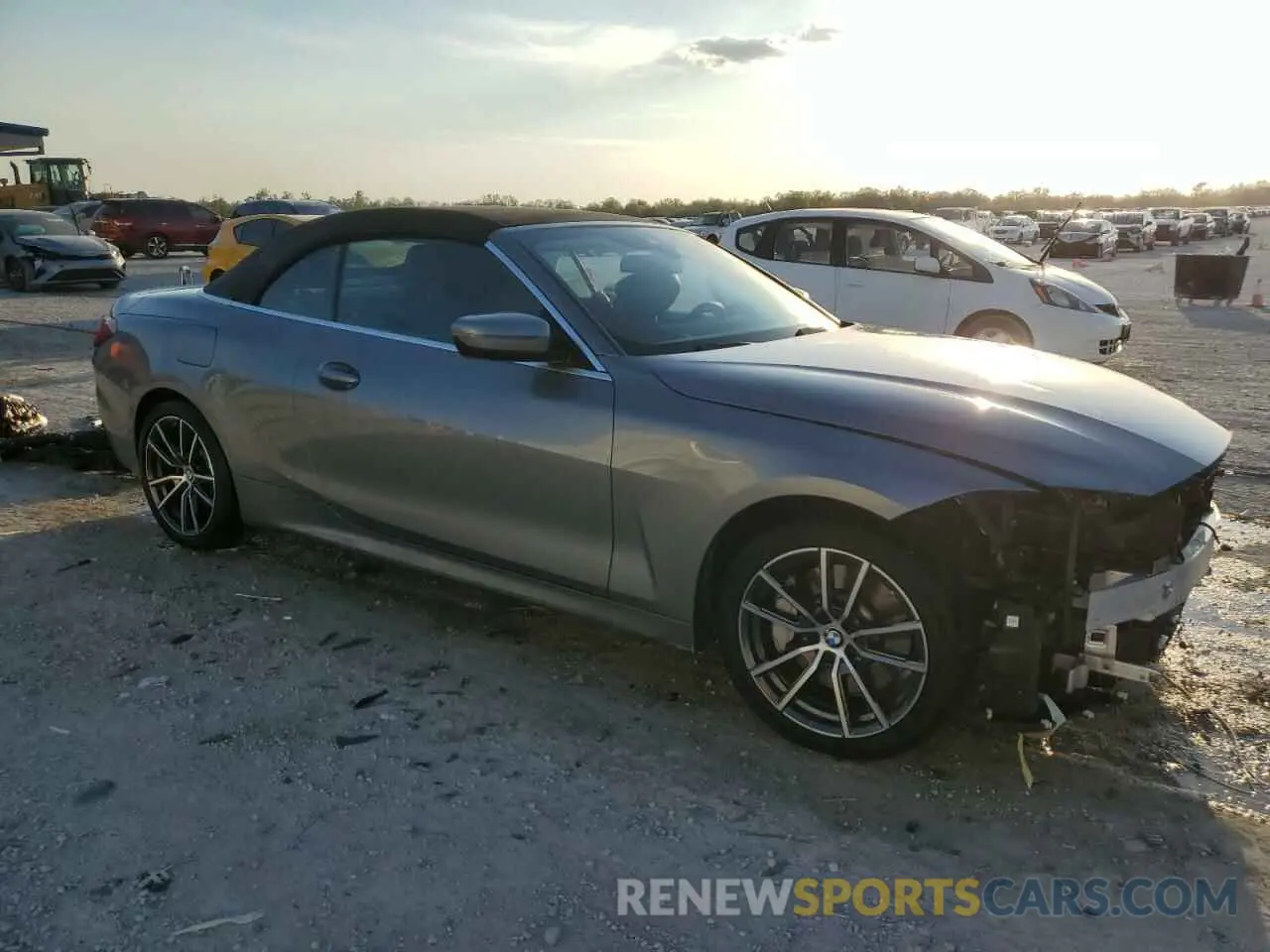 4 fotografías del automóvil dañado WBA33DB02SCT31055 BMW 4 SERIES 2025