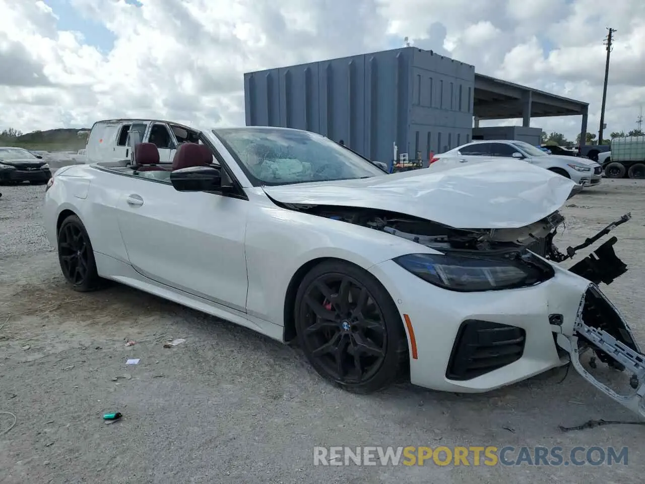 4 fotografías del automóvil dañado WBA33DB06SCS07578 BMW 4 SERIES 2025
