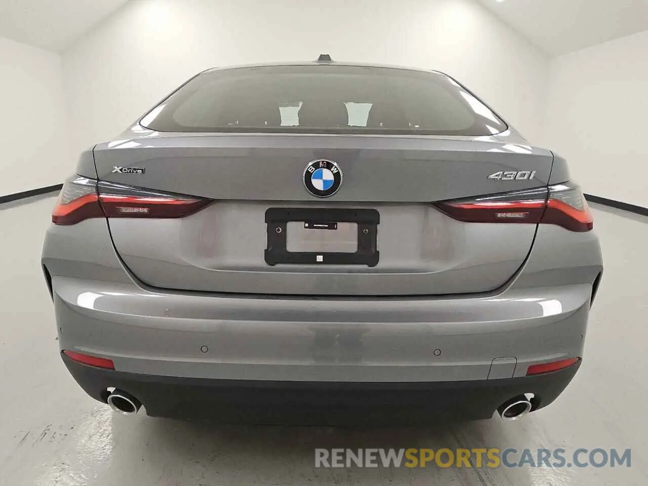 6 fotografías del automóvil dañado WBA33FB0XSFU70845 BMW 4 SERIES 2025