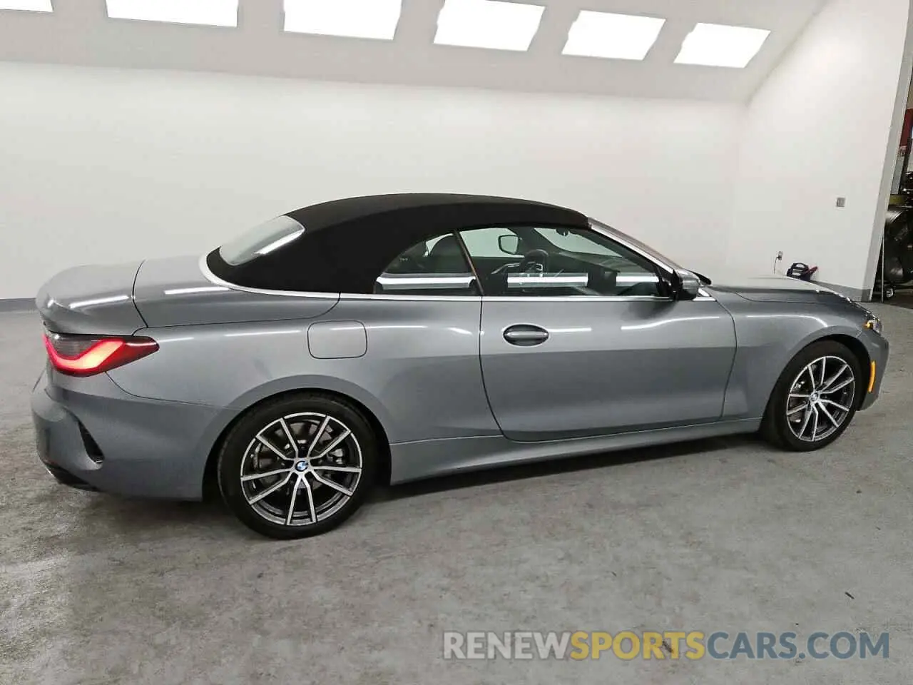 3 fotografías del automóvil dañado WBA53DB0XSCS88979 BMW 4 SERIES 2025