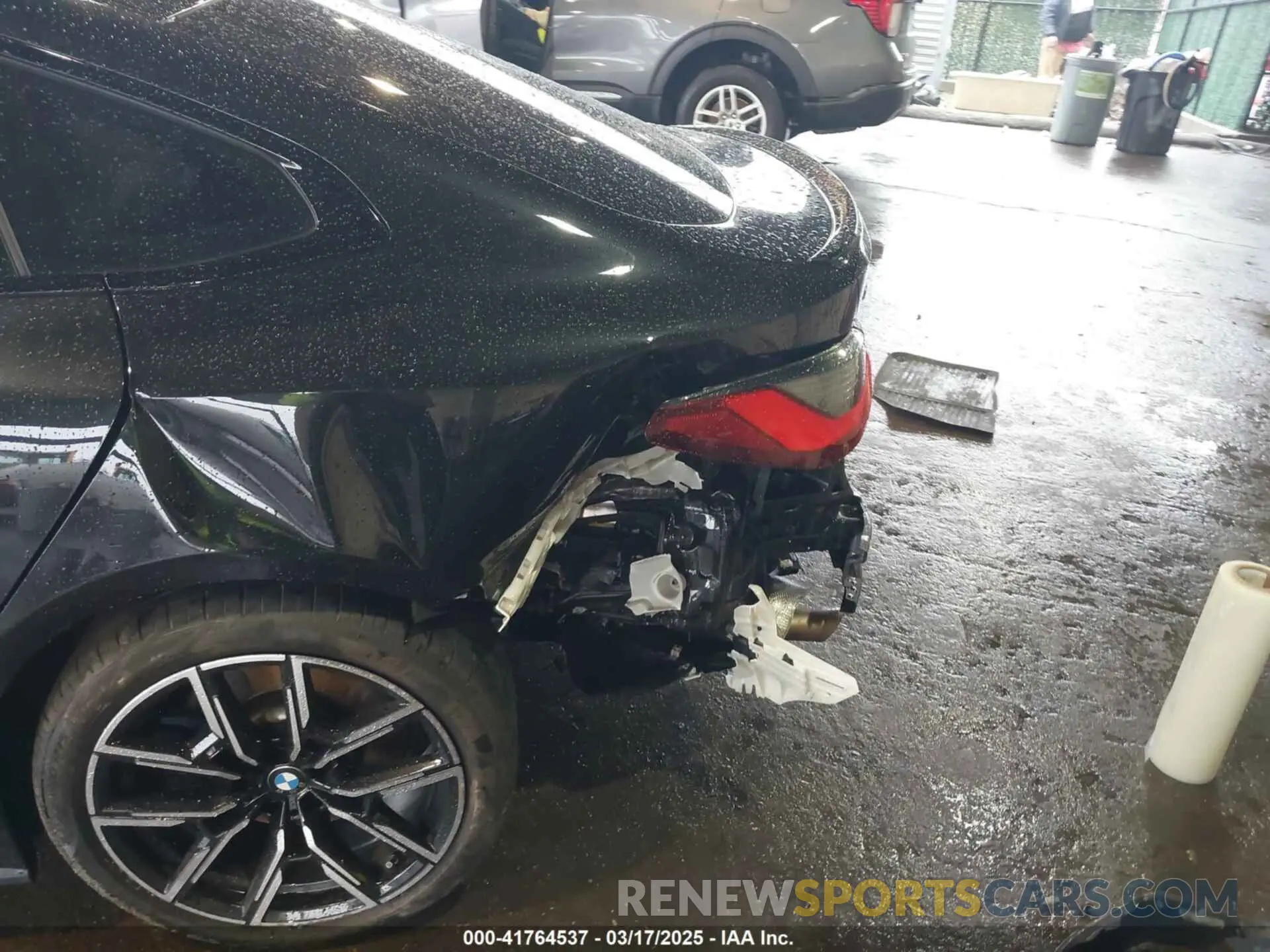 6 fotografías del automóvil dañado WBA73AV03RFR92792 BMW 4 SERIES GRAN COUPE 2024