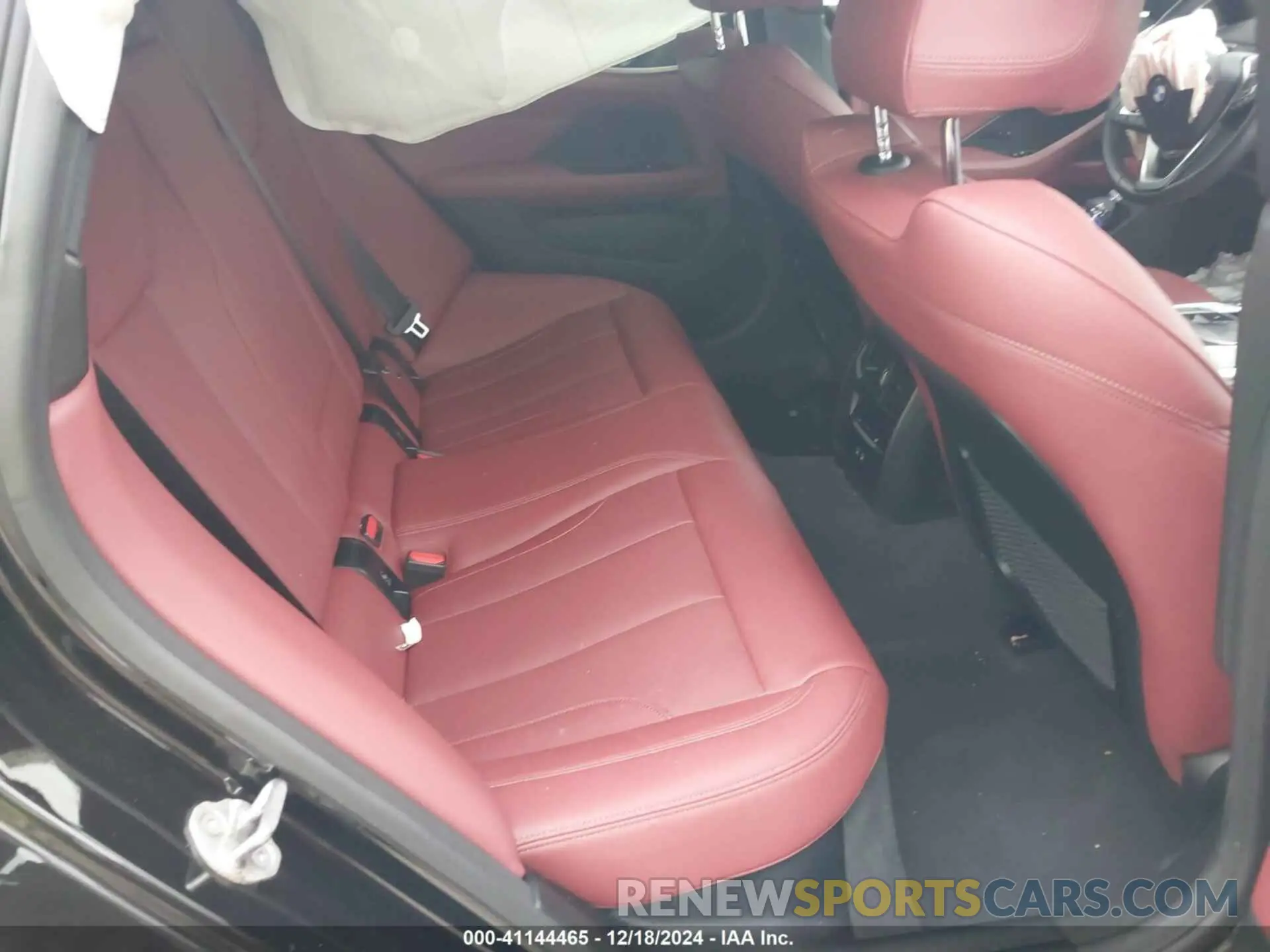 8 fotografías del automóvil dañado WBA73AV05RFS35389 BMW 4 SERIES GRAN COUPE 2024