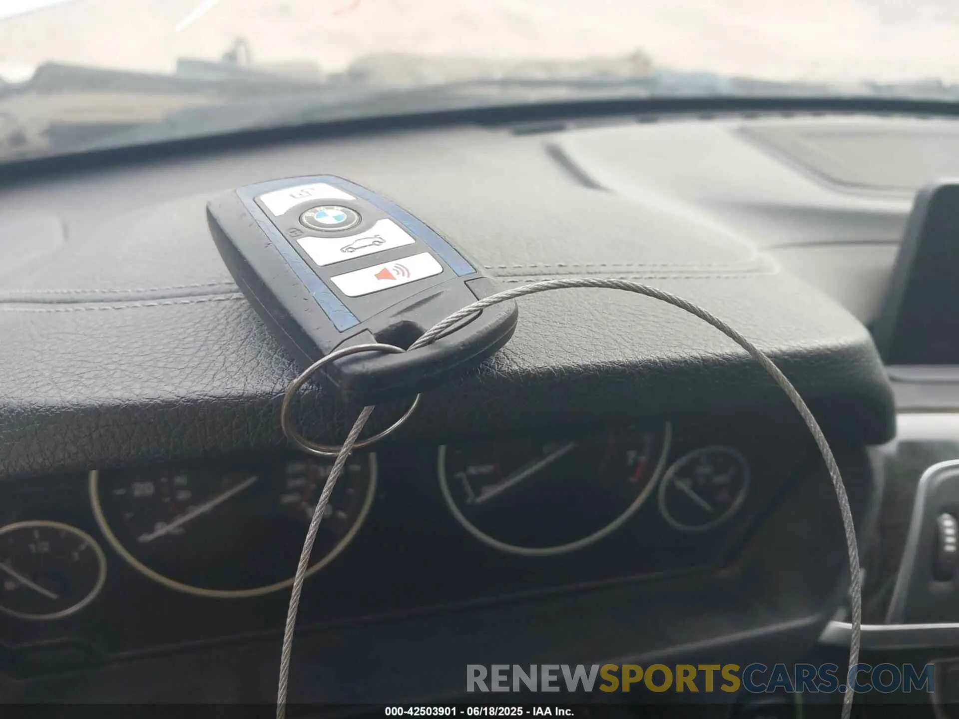 11 fotografías del automóvil dañado WBA4W3C53KAF91589 BMW 430I 2019
