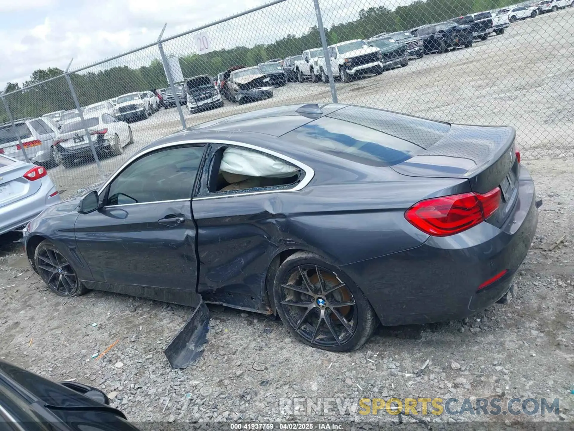 14 fotografías del automóvil dañado WBA4W3C53KAF92600 BMW 430I 2019