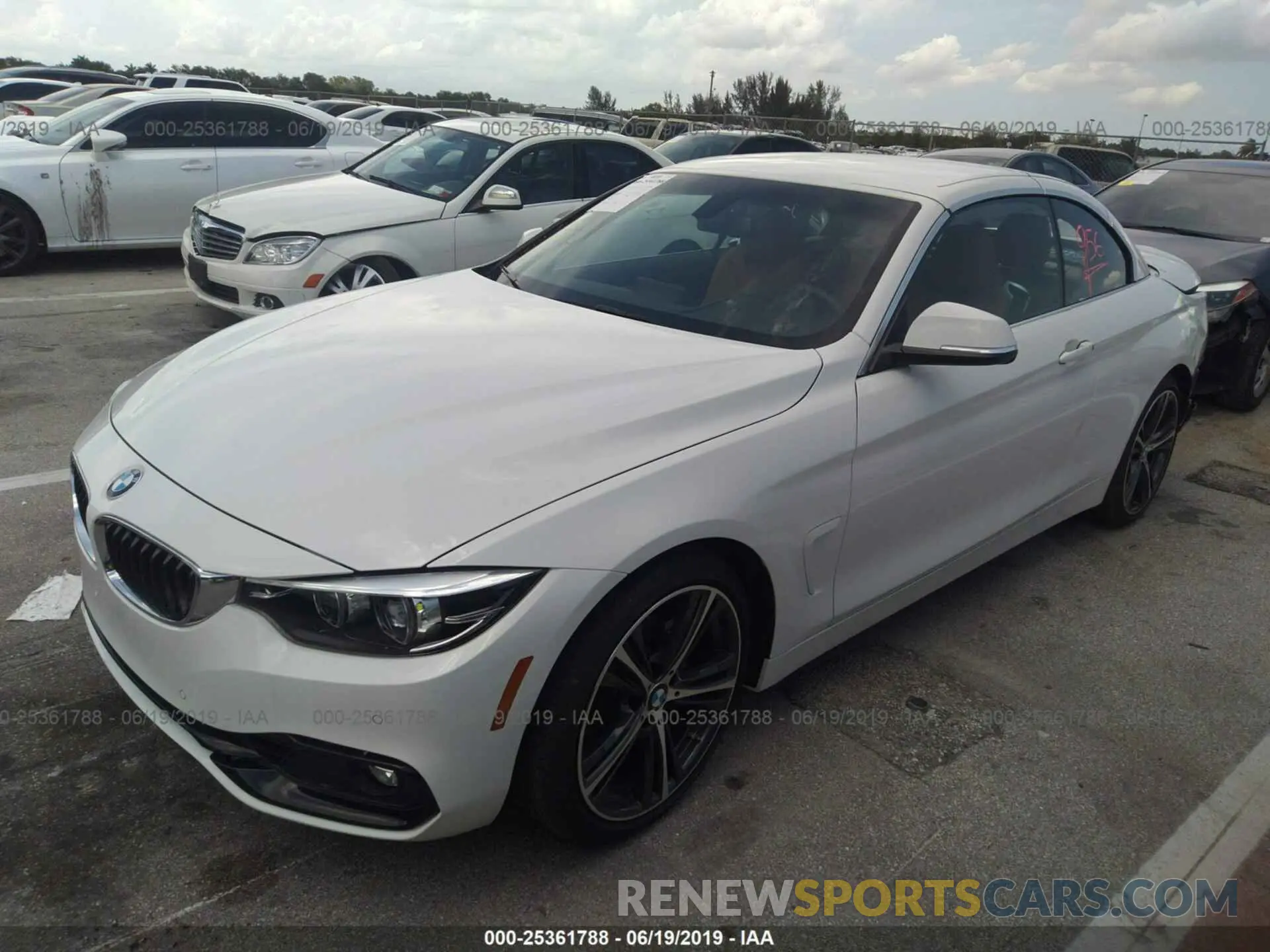 2 fotografías del automóvil dañado WBA4Z1C57KEE48973 BMW 430I 2019