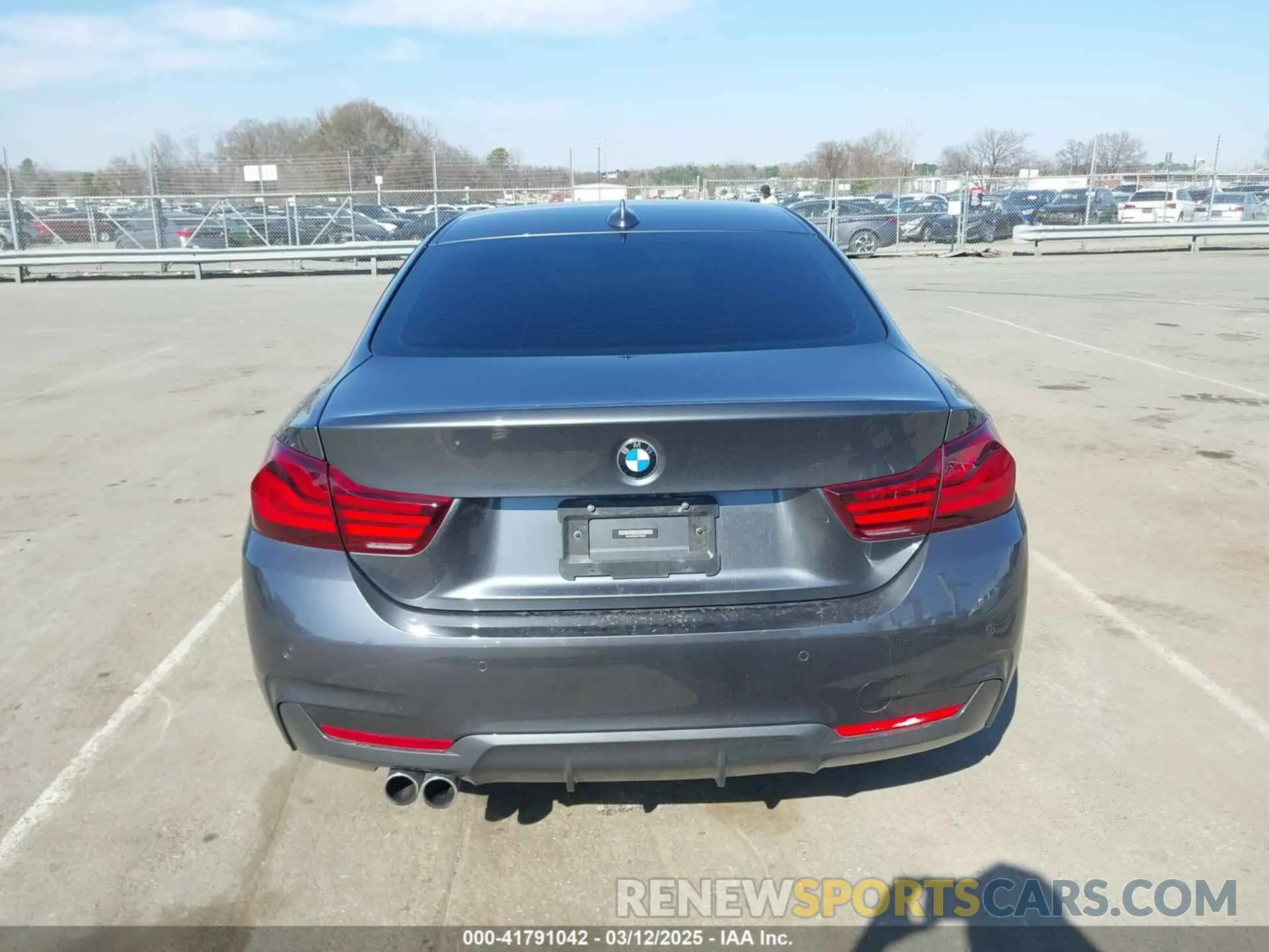 17 fotografías del automóvil dañado WBA4W3C00LFH55972 BMW 430I 2020
