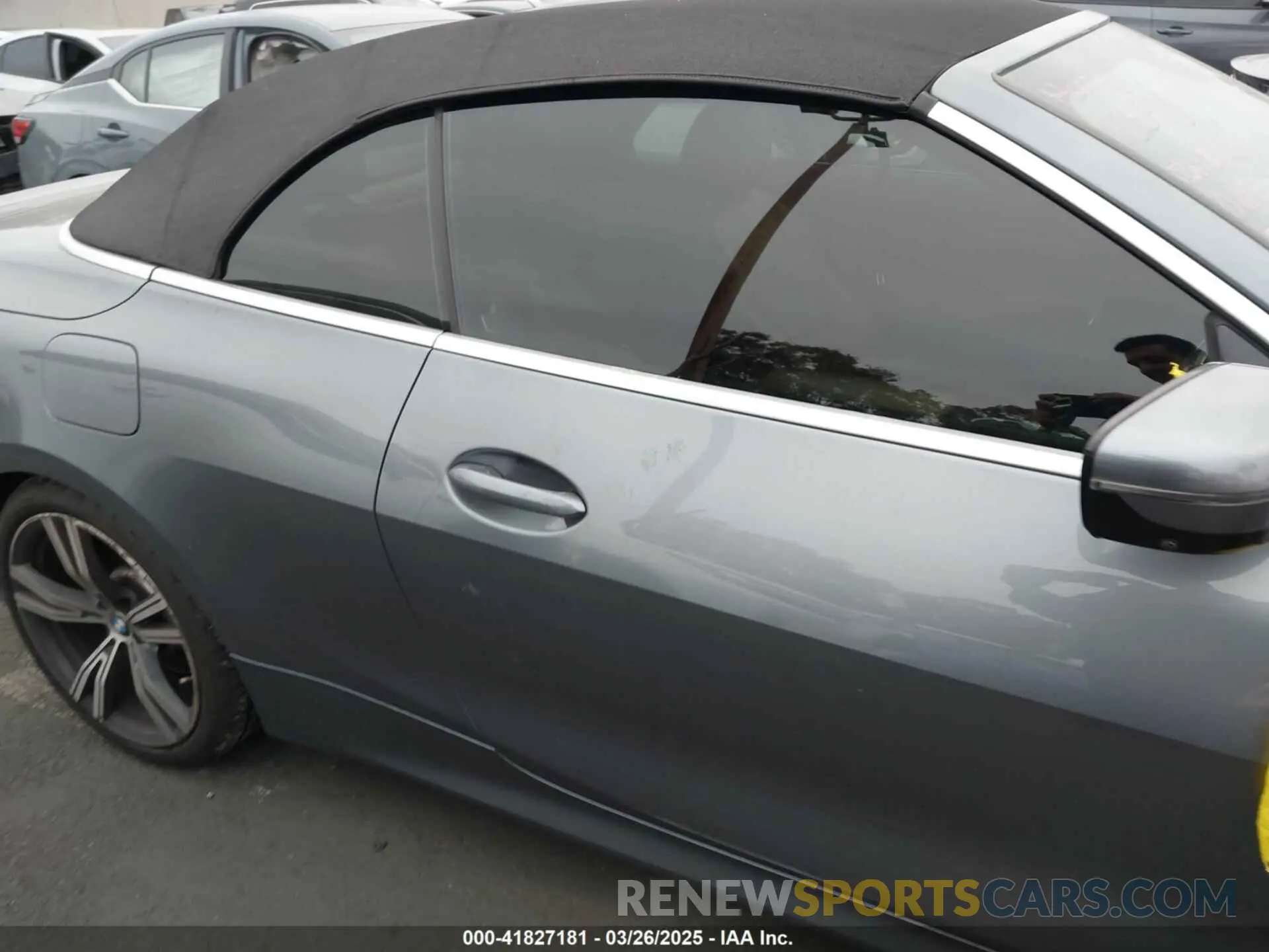 14 fotografías del automóvil dañado WBA23AT08MCH12990 BMW 430I 2021