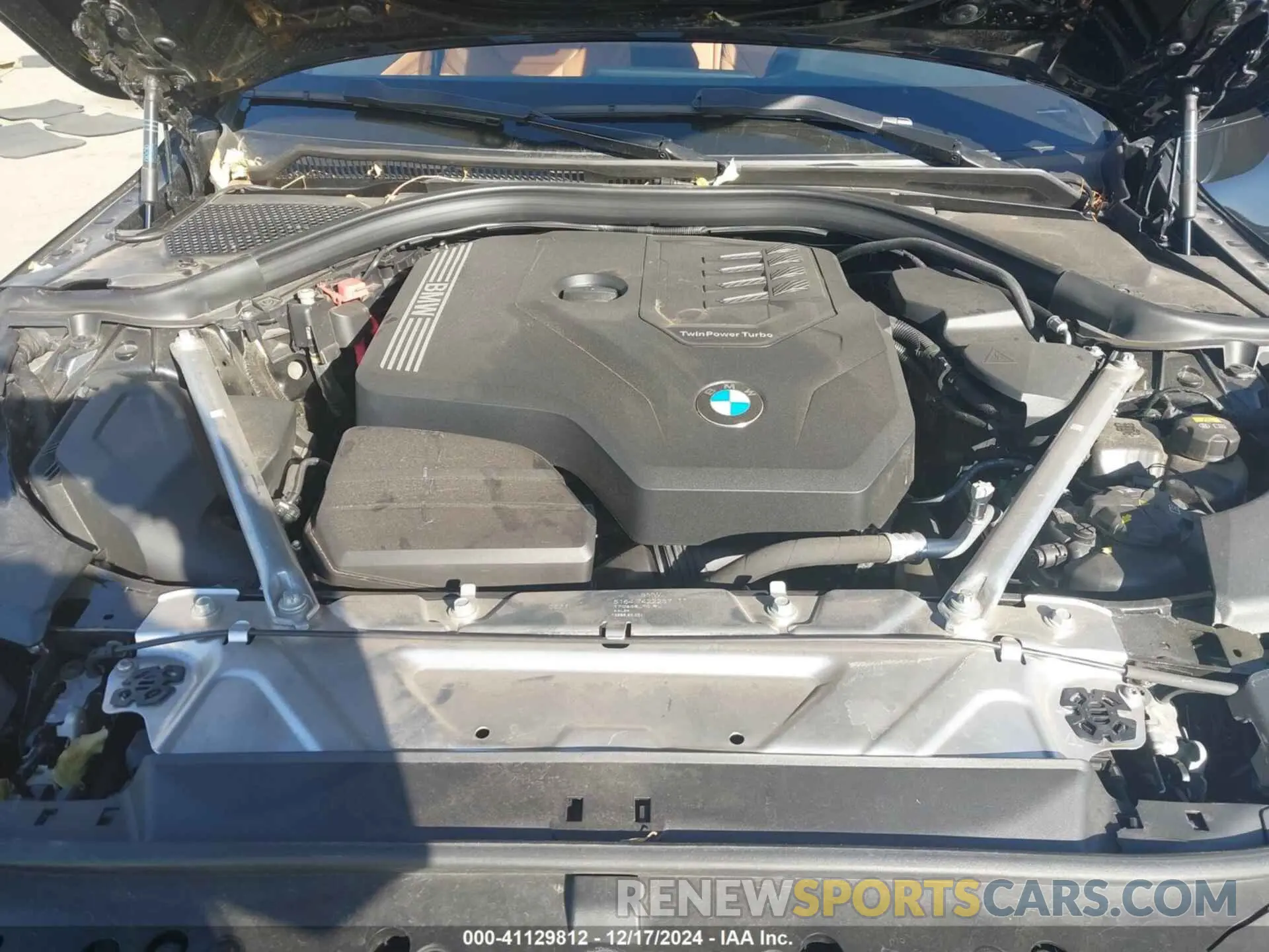 10 fotografías del automóvil dañado WBA53AP05MCH00710 BMW 430I 2021