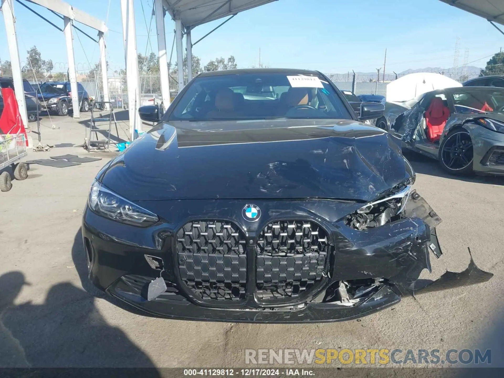 12 fotografías del automóvil dañado WBA53AP05MCH00710 BMW 430I 2021