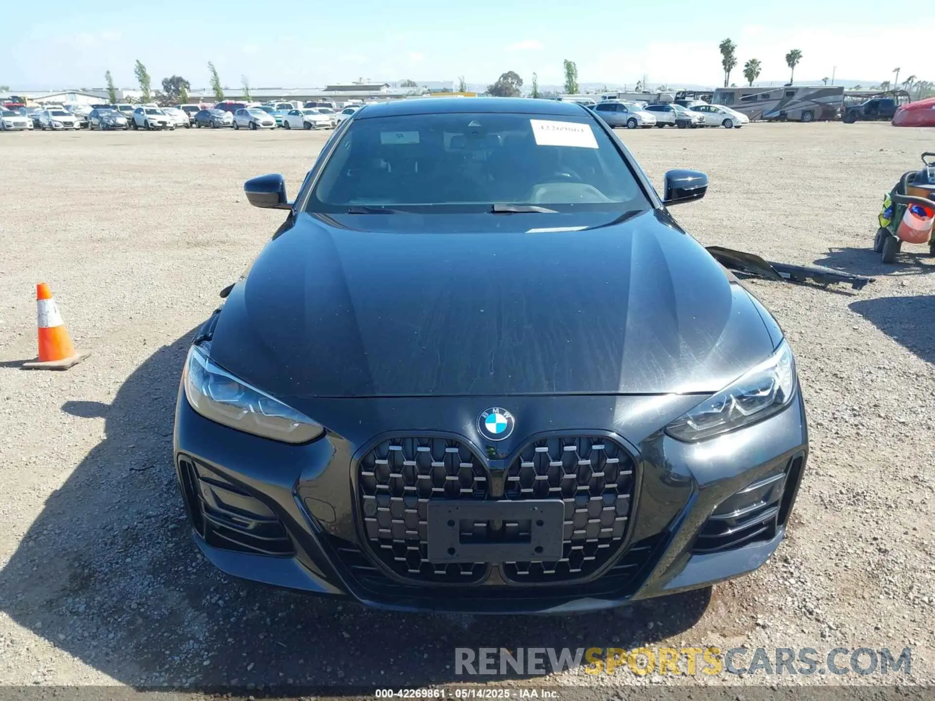 12 fotografías del automóvil dañado WBA73AP01MCG12892 BMW 430I 2021