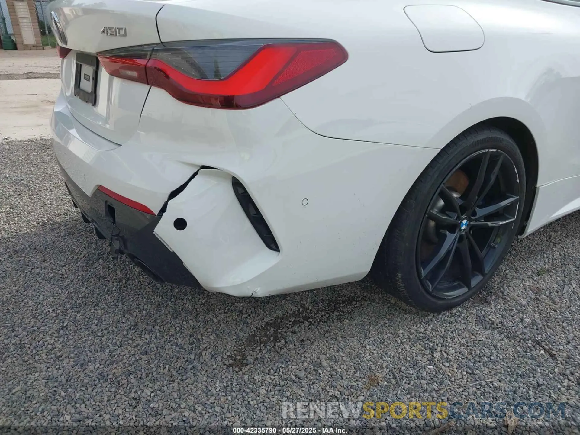 20 fotografías del automóvil dañado WBA73AP05MCG14970 BMW 430I 2021