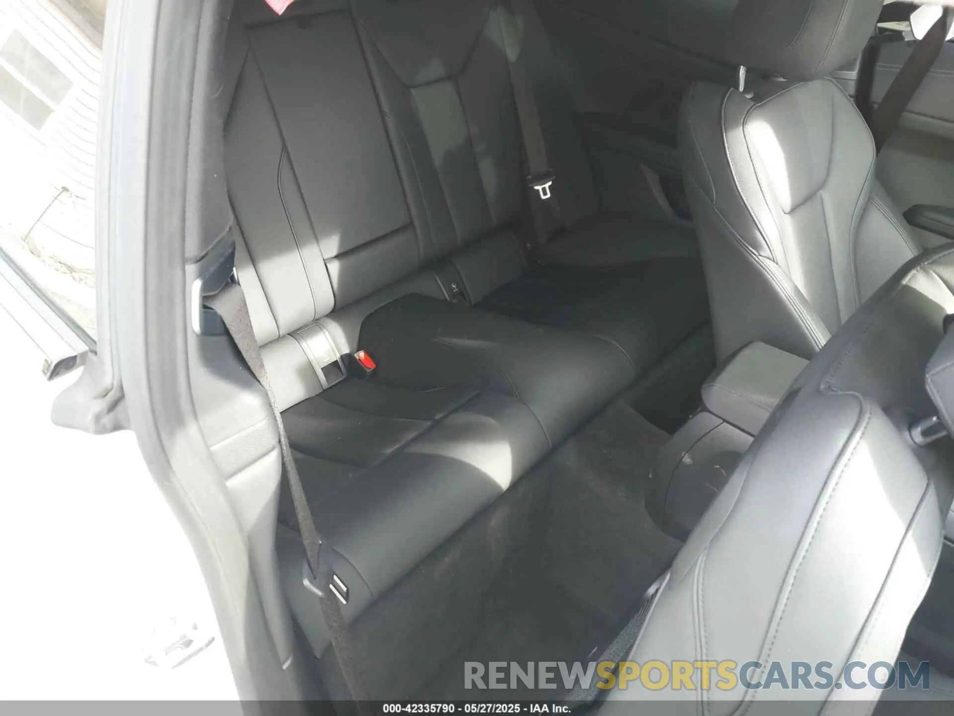 8 fotografías del automóvil dañado WBA73AP05MCG14970 BMW 430I 2021