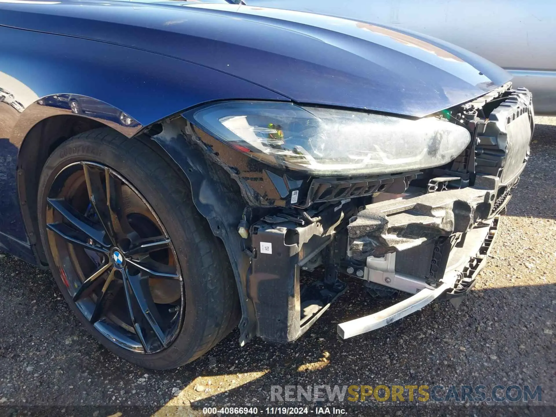 19 fotografías del automóvil dañado WBA53AP08NCK99152 BMW 430I 2022