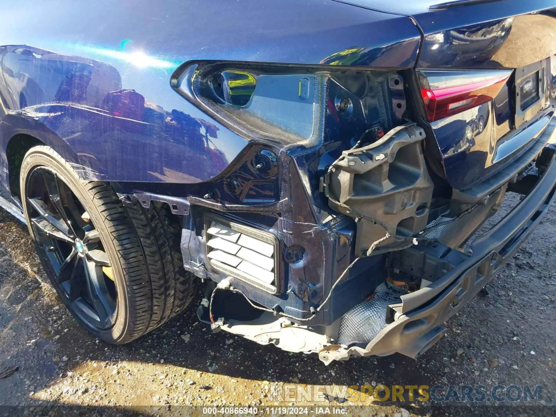 21 fotografías del automóvil dañado WBA53AP08NCK99152 BMW 430I 2022