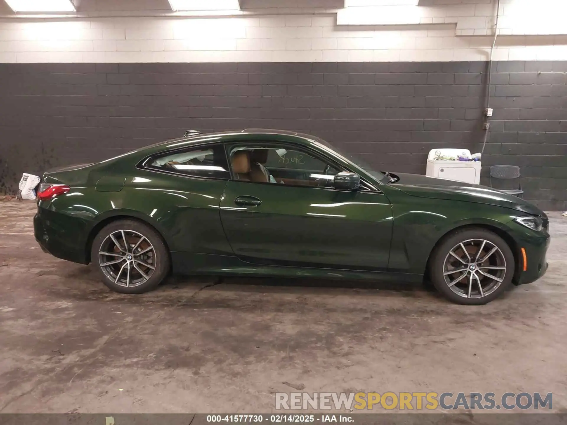 13 fotografías del automóvil dañado WBA73AP04NCK88044 BMW 430I 2022