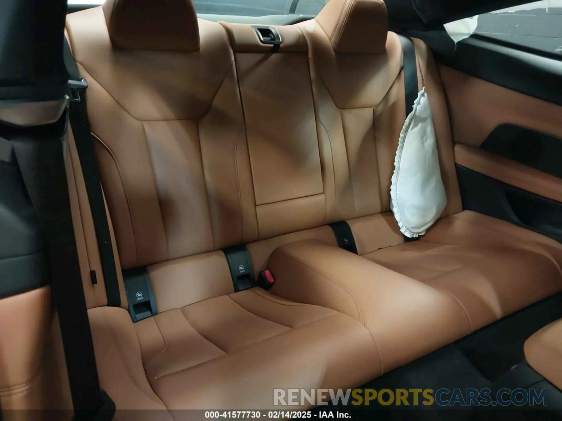 8 fotografías del automóvil dañado WBA73AP04NCK88044 BMW 430I 2022