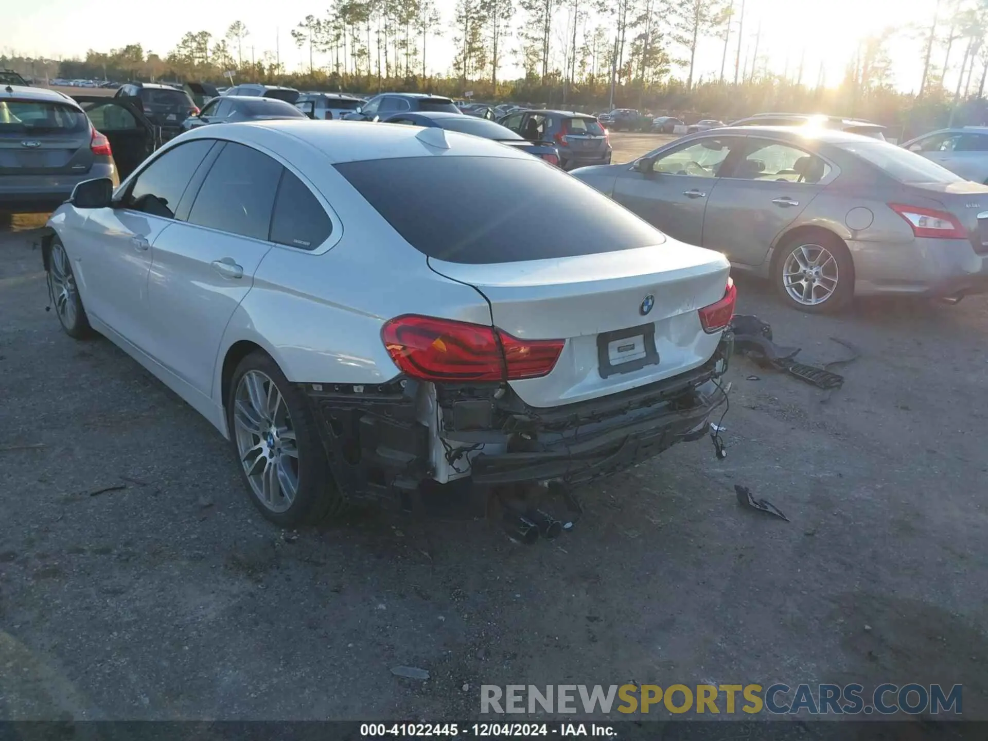 3 fotografías del automóvil dañado WBA4J1C51KBM14923 BMW 430I GRAN COUPE 2019
