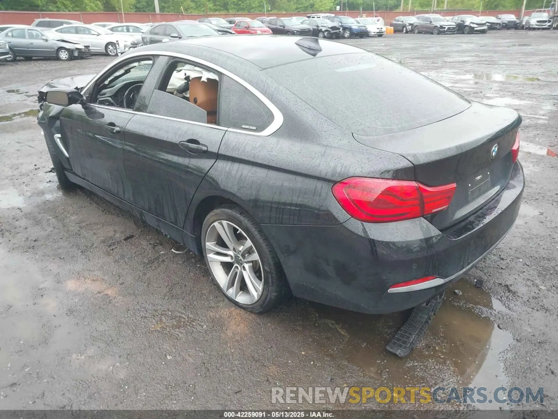 3 fotografías del automóvil dañado WBA4J1C5XKBM13883 BMW 430I GRAN COUPE 2019