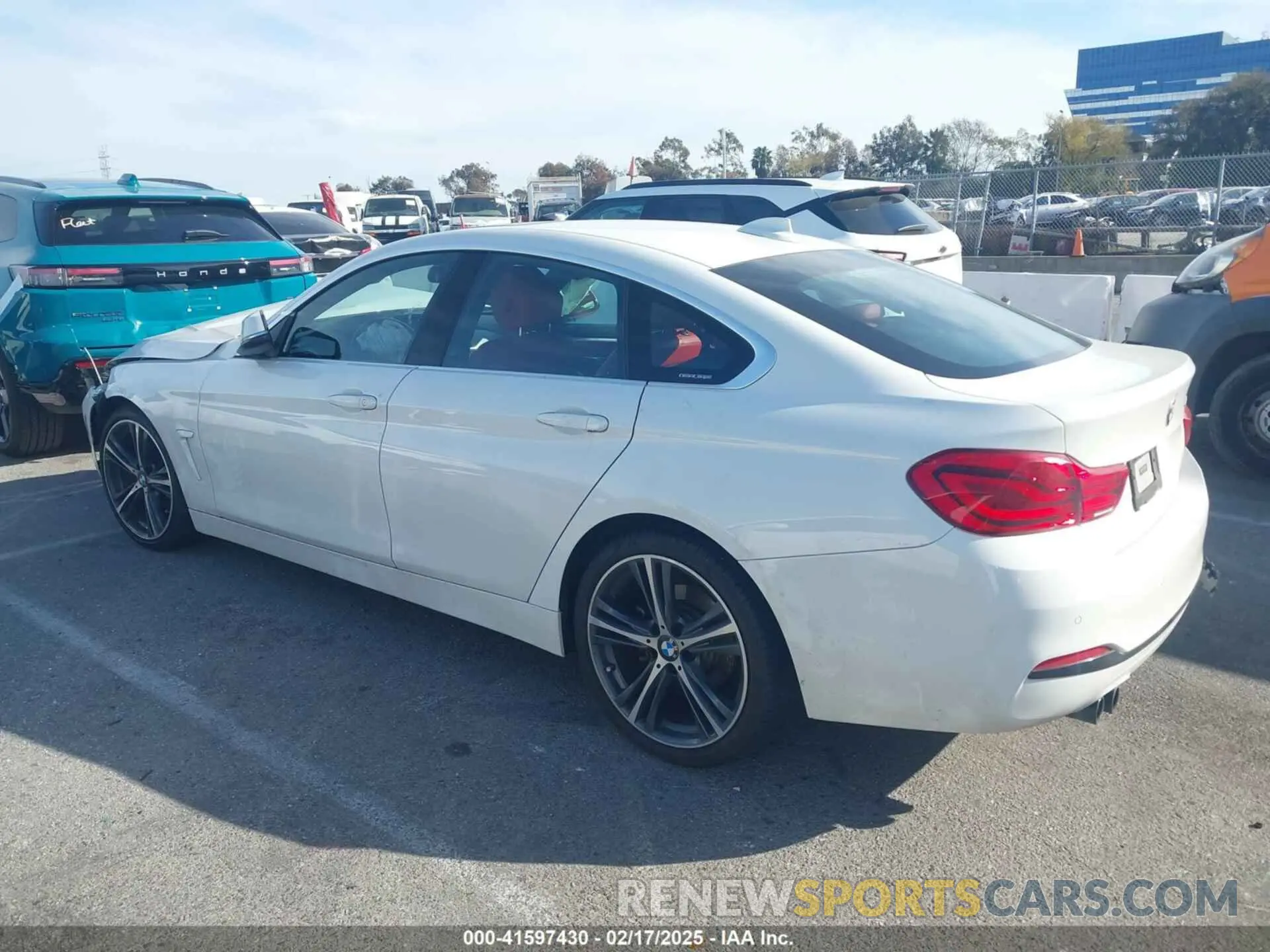14 fotografías del automóvil dañado WBA4J1C5XKBM17786 BMW 430I GRAN COUPE 2019