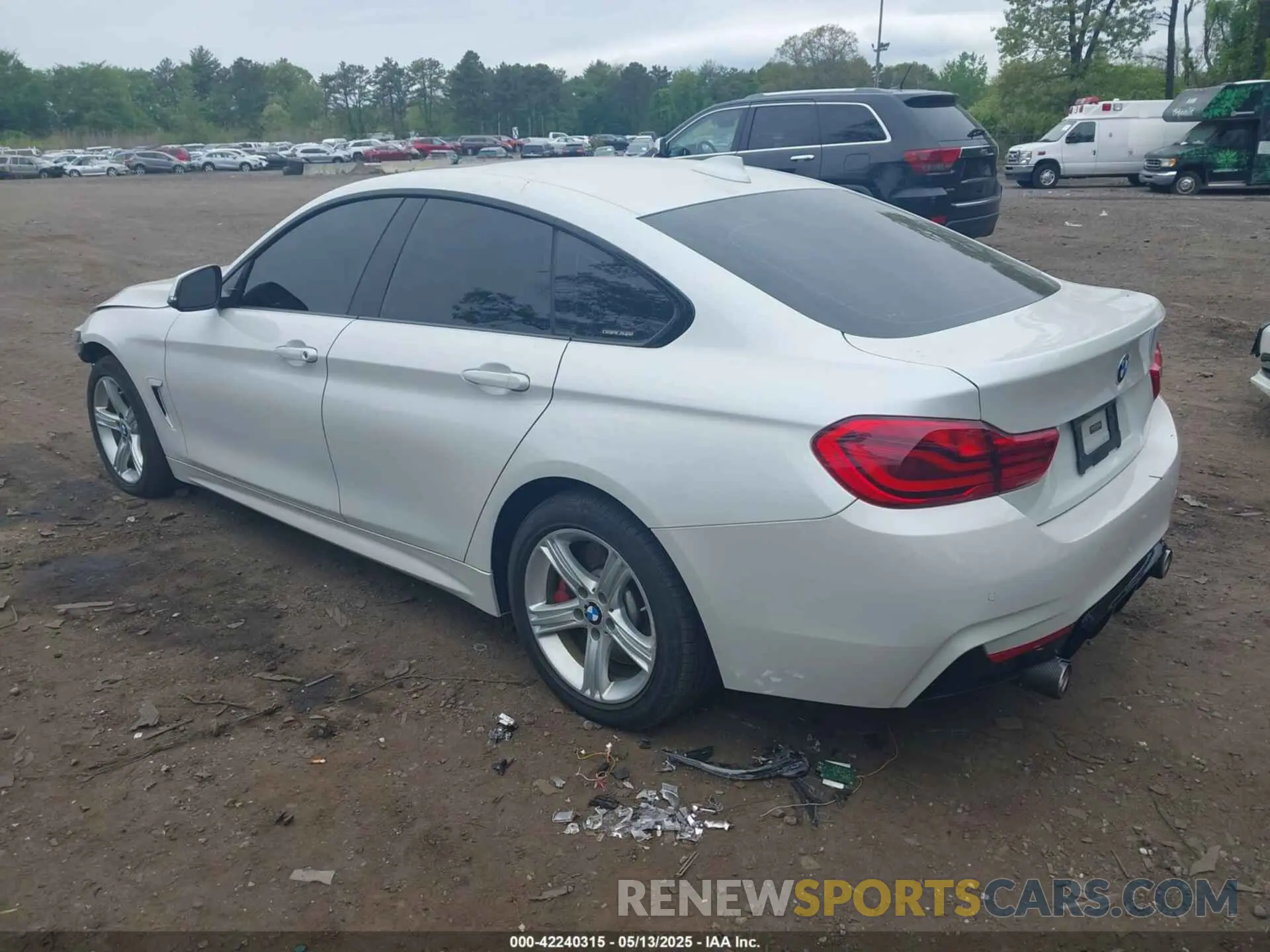 3 fotografías del automóvil dañado WBA4J3C56KBL06258 BMW 430I GRAN COUPE 2019