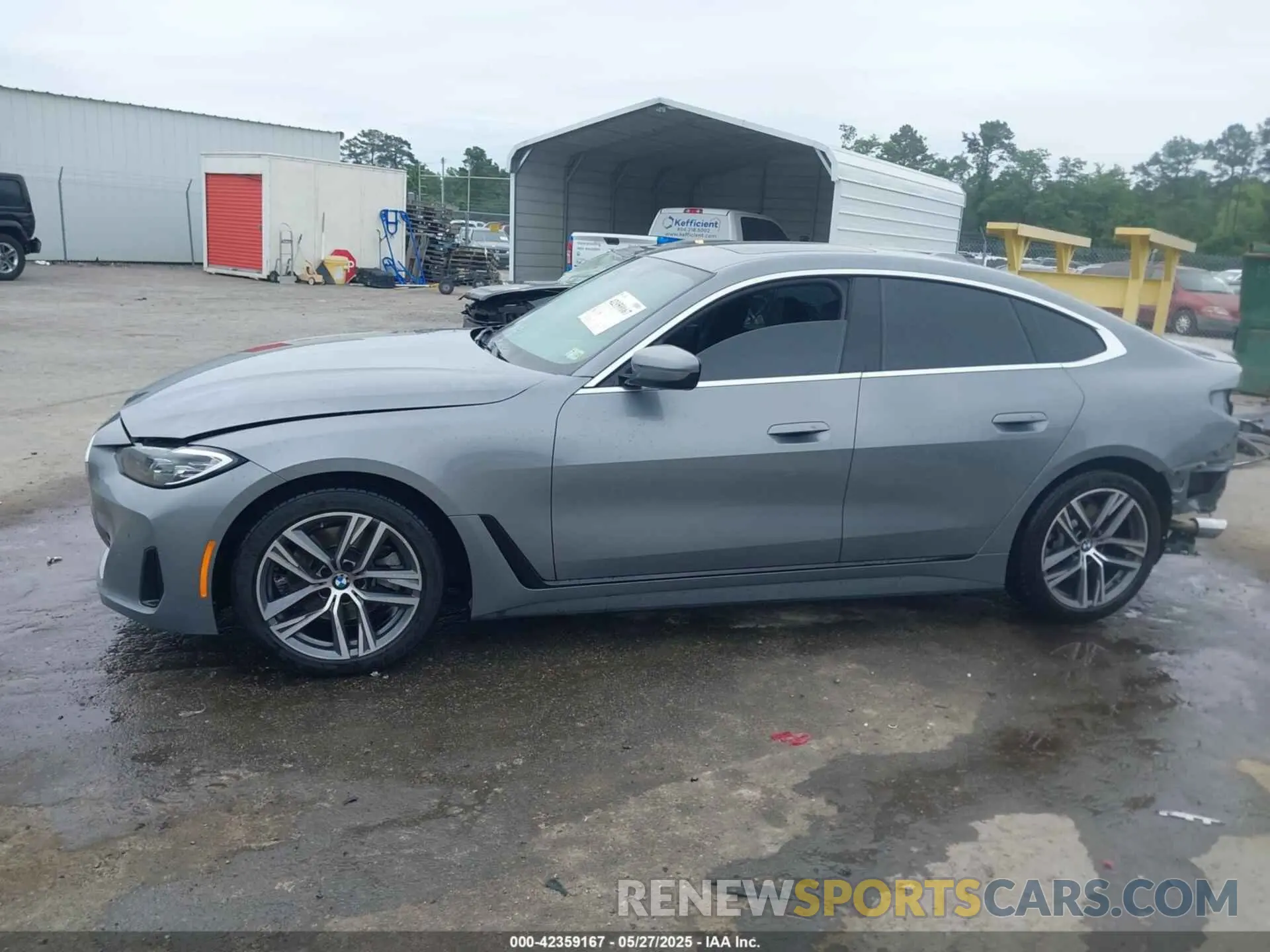 15 fotografías del automóvil dañado WBA73AV00PFP42052 BMW 430I GRAN COUPE 2023
