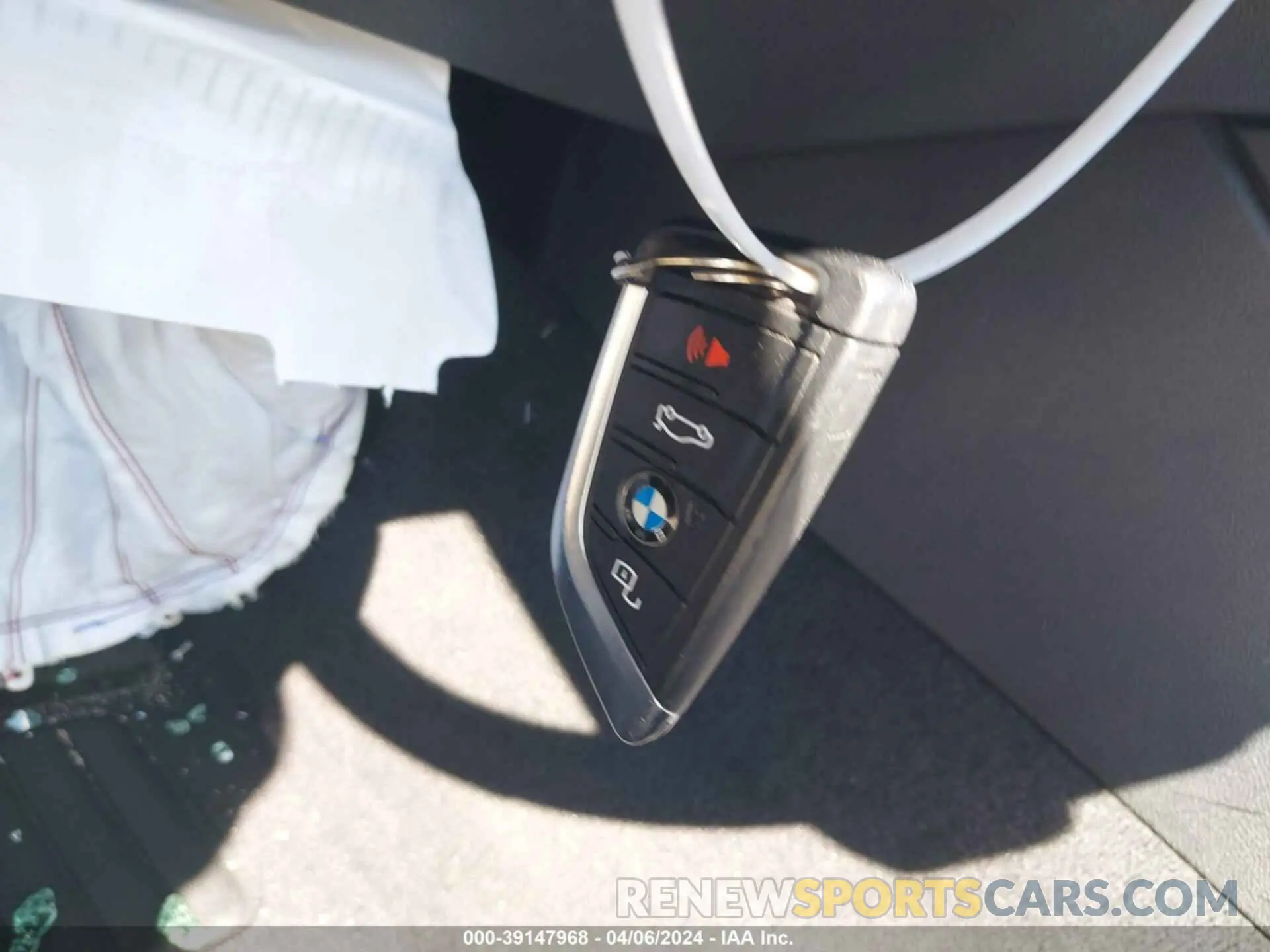 11 fotografías del automóvil dañado WBA43AT0XNCH99902 BMW 430XI 2022