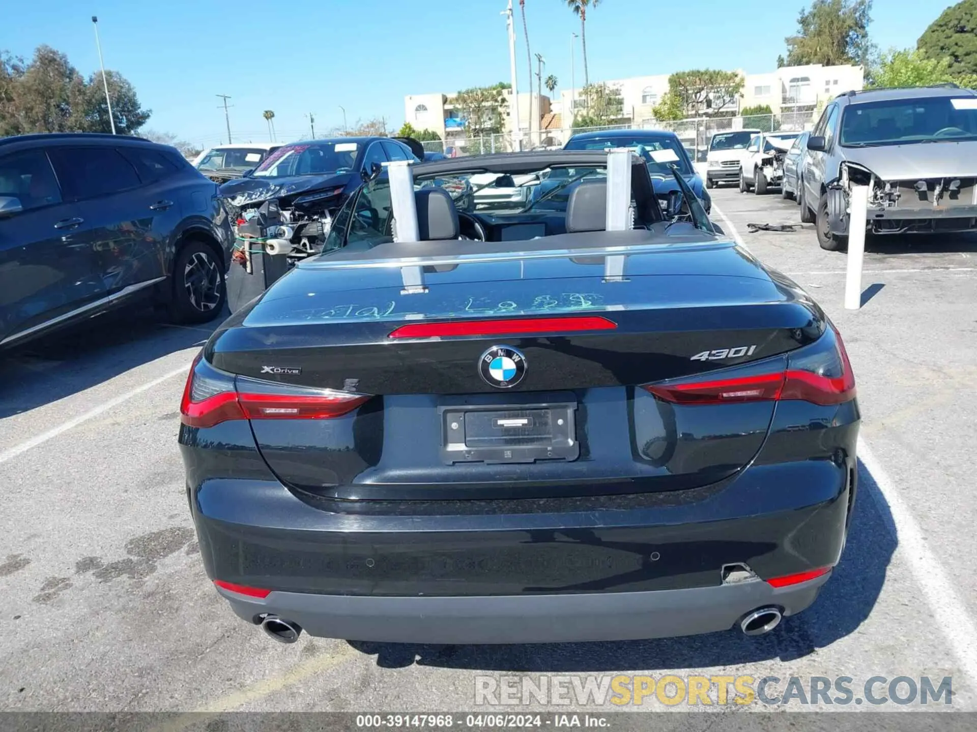 16 fotografías del automóvil dañado WBA43AT0XNCH99902 BMW 430XI 2022