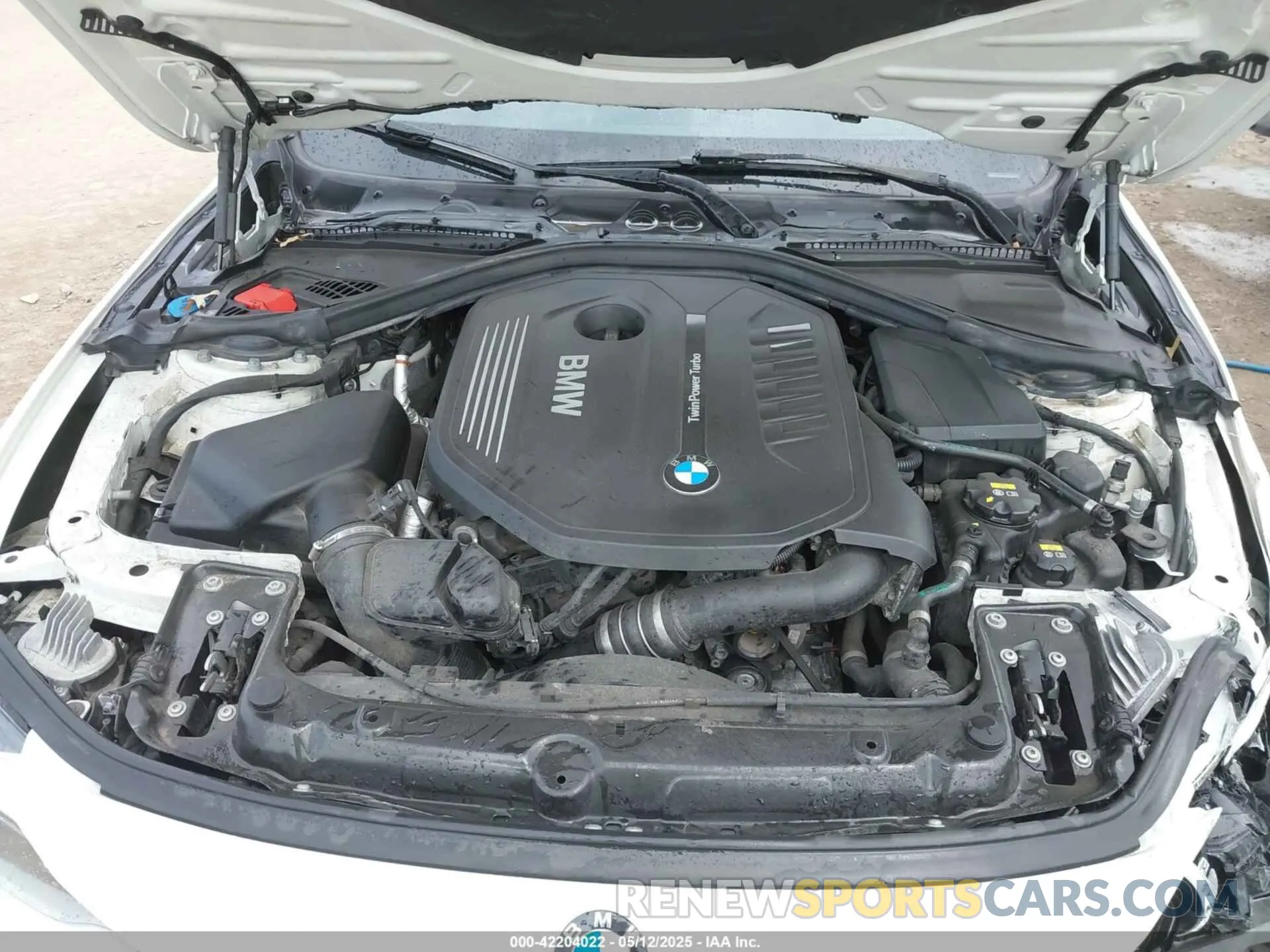 10 fotografías del automóvil dañado WBA4W7C55KAG52609 BMW 440I 2019