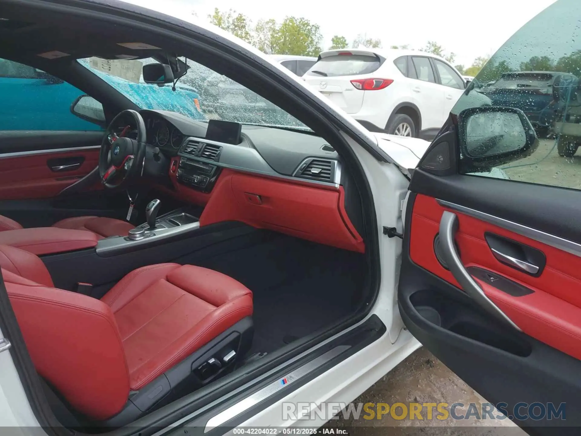5 fotografías del automóvil dañado WBA4W7C55KAG52609 BMW 440I 2019