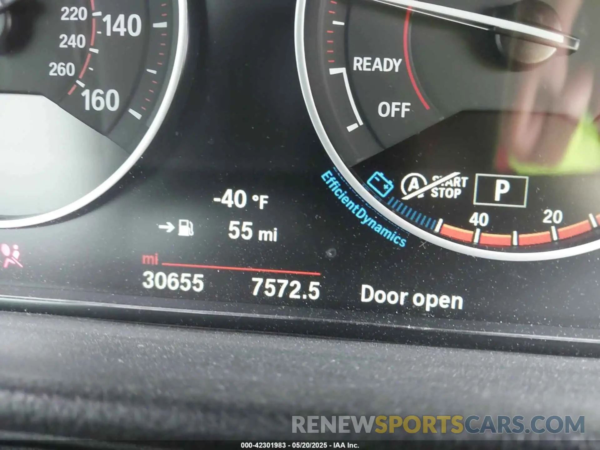 15 fotografías del automóvil dañado WBA4W7C57KAG52658 BMW 440I 2019