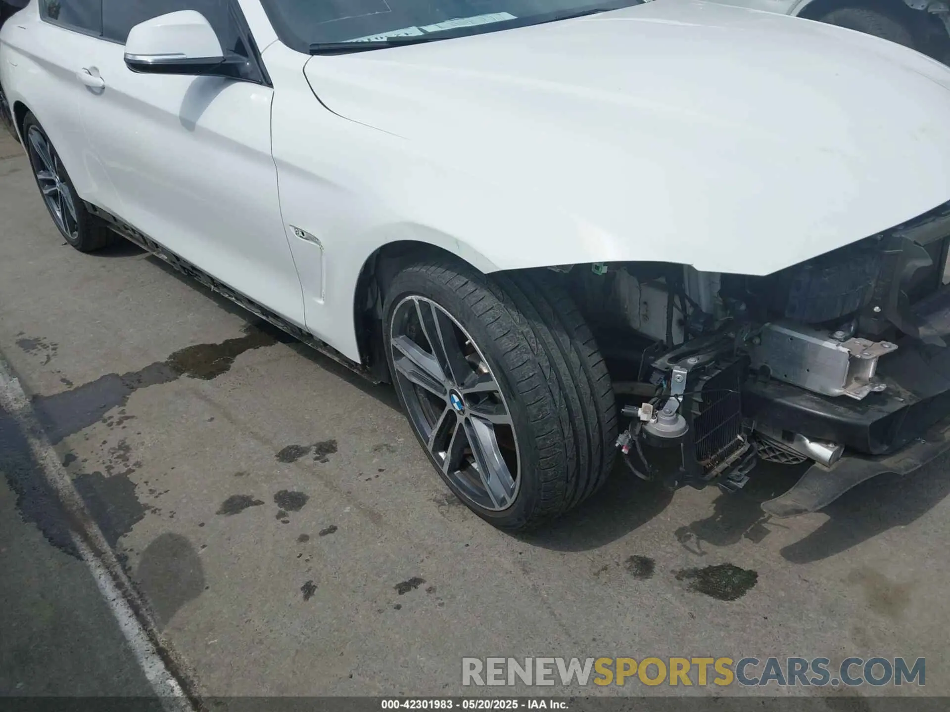 17 fotografías del automóvil dañado WBA4W7C57KAG52658 BMW 440I 2019