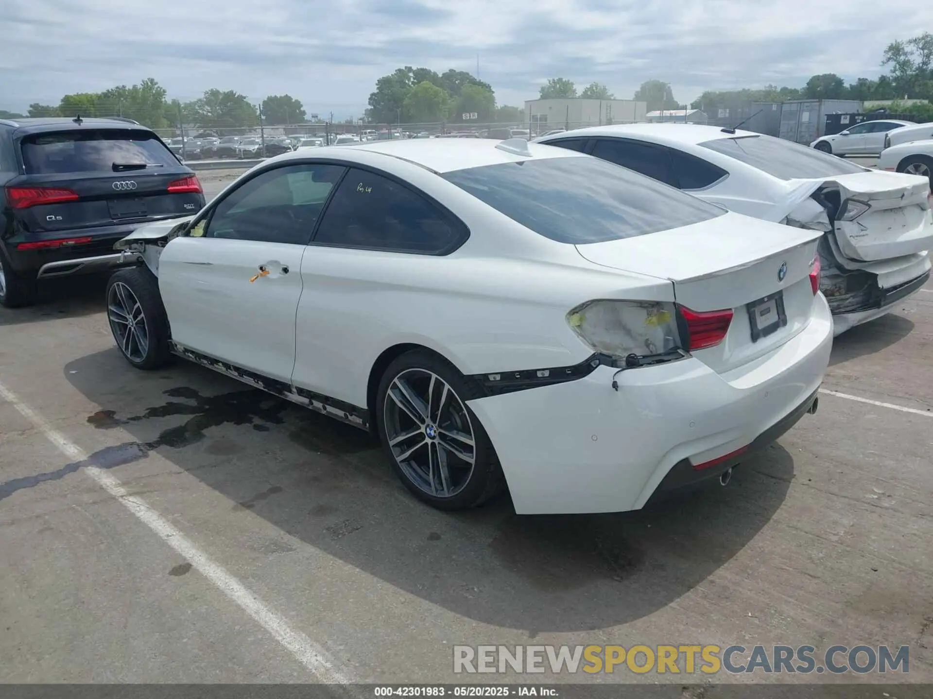 3 fotografías del automóvil dañado WBA4W7C57KAG52658 BMW 440I 2019