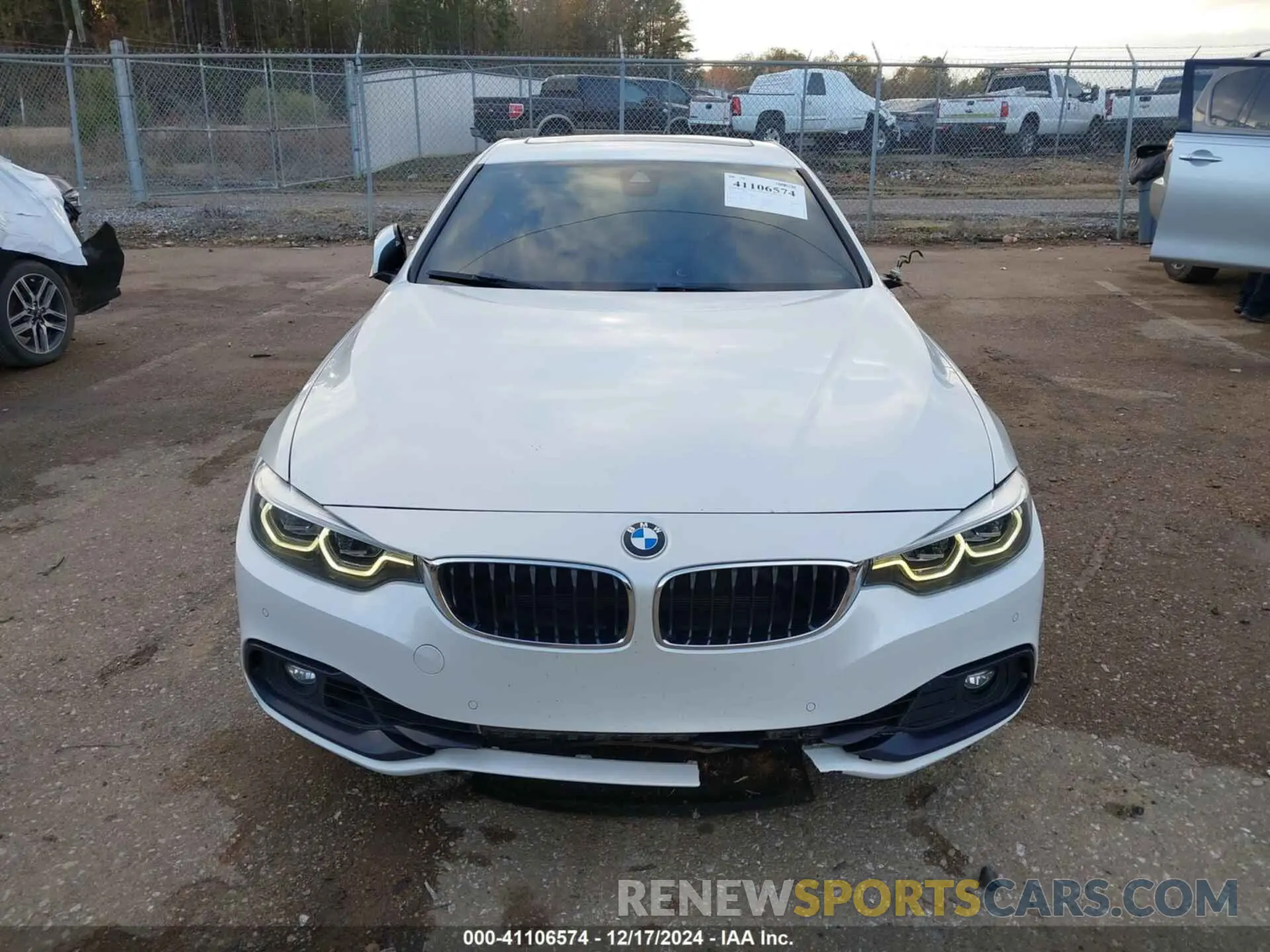 12 fotografías del automóvil dañado WBA4W7C59KAG51964 BMW 440I 2019