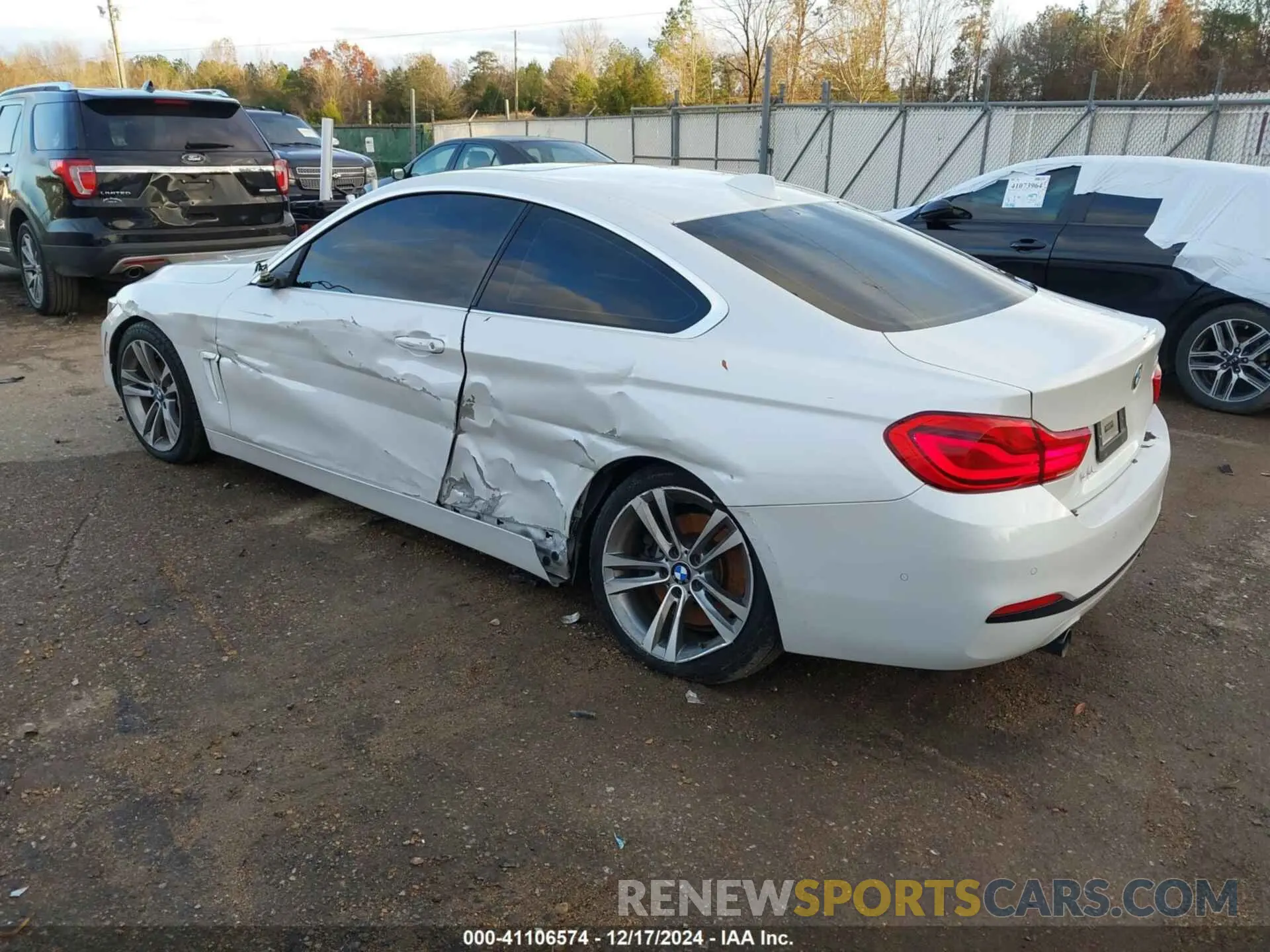 3 fotografías del automóvil dañado WBA4W7C59KAG51964 BMW 440I 2019