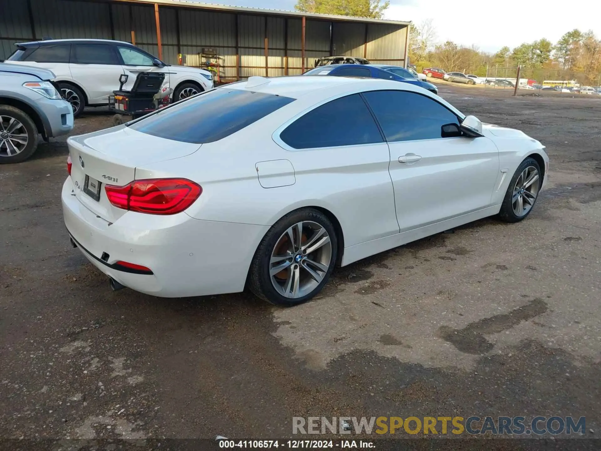 4 fotografías del automóvil dañado WBA4W7C59KAG51964 BMW 440I 2019