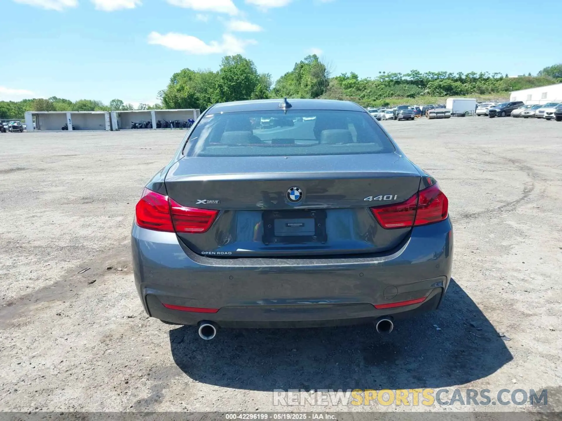 16 fotografías del automóvil dañado WBA4W9C56KAF94960 BMW 440I 2019