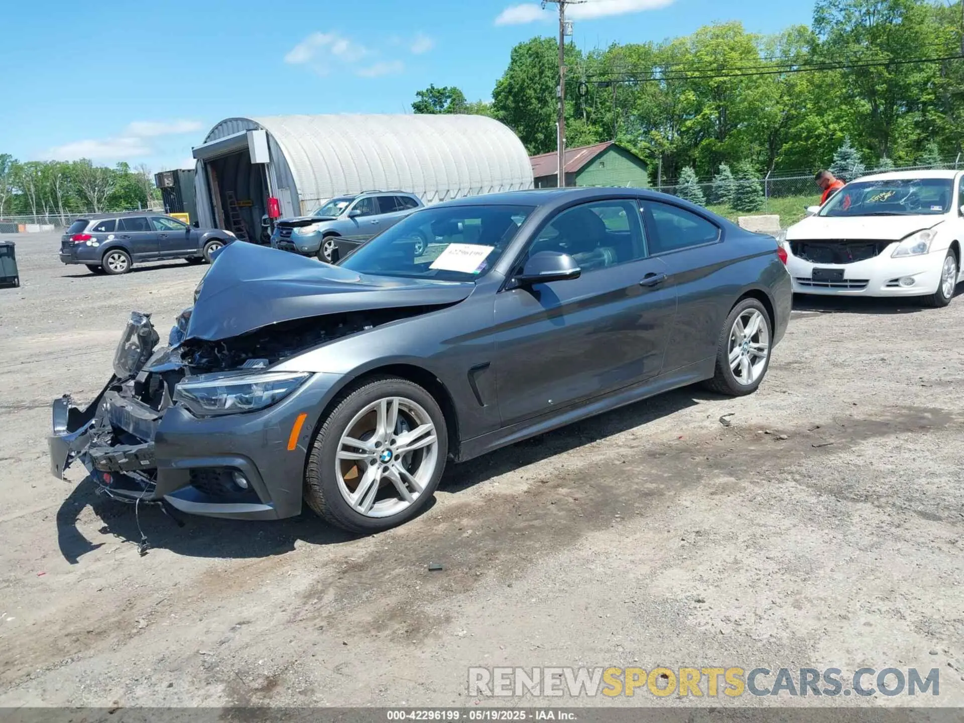 2 fotografías del automóvil dañado WBA4W9C56KAF94960 BMW 440I 2019